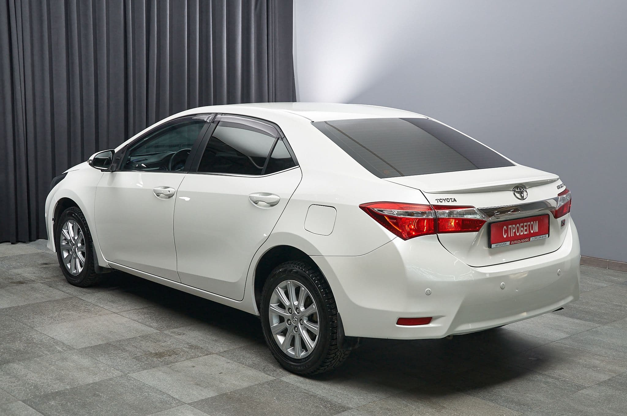 Toyota Corolla - 5