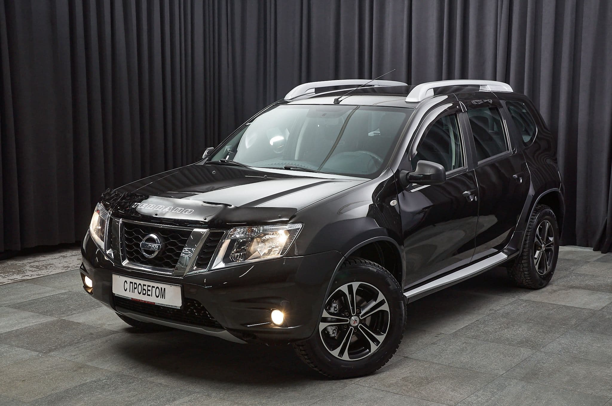 Nissan Terrano - 1