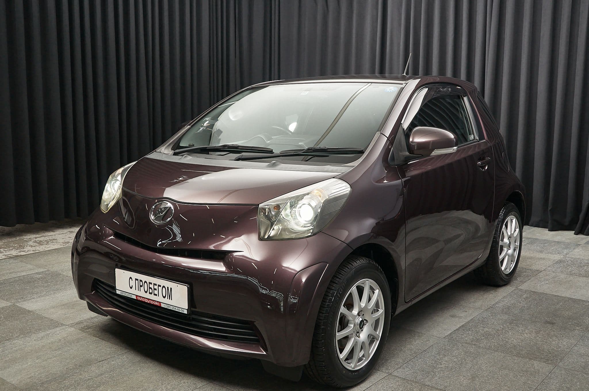 Toyota iQ - 1