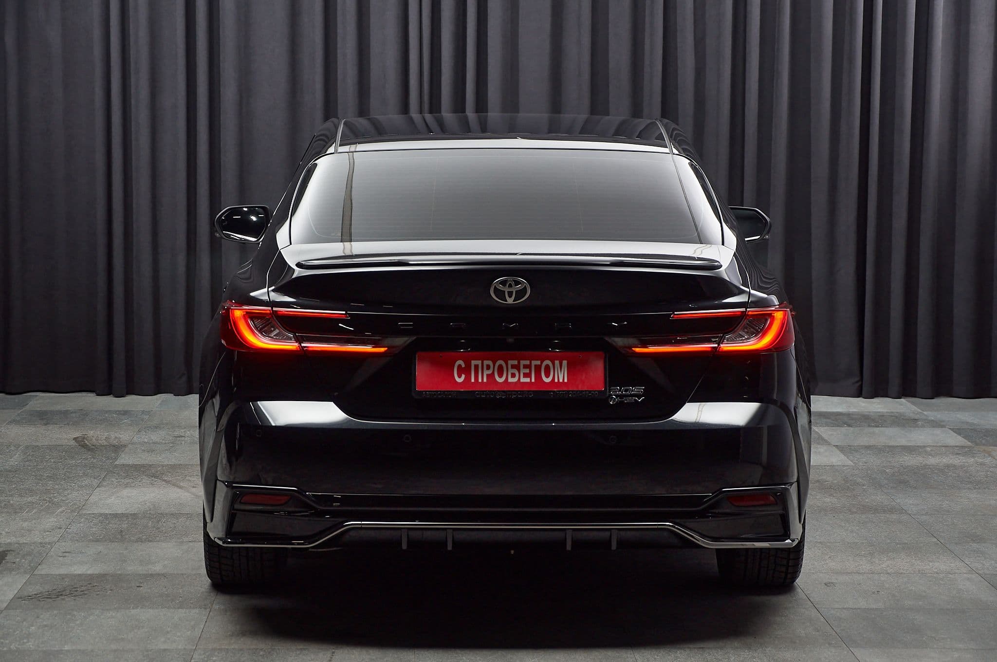 Toyota Camry - 3
