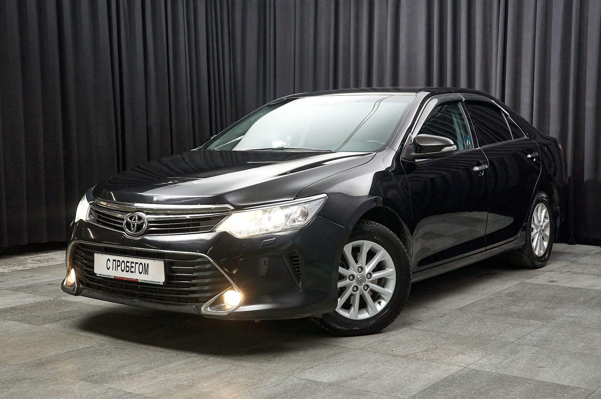 Toyota Camry - 1