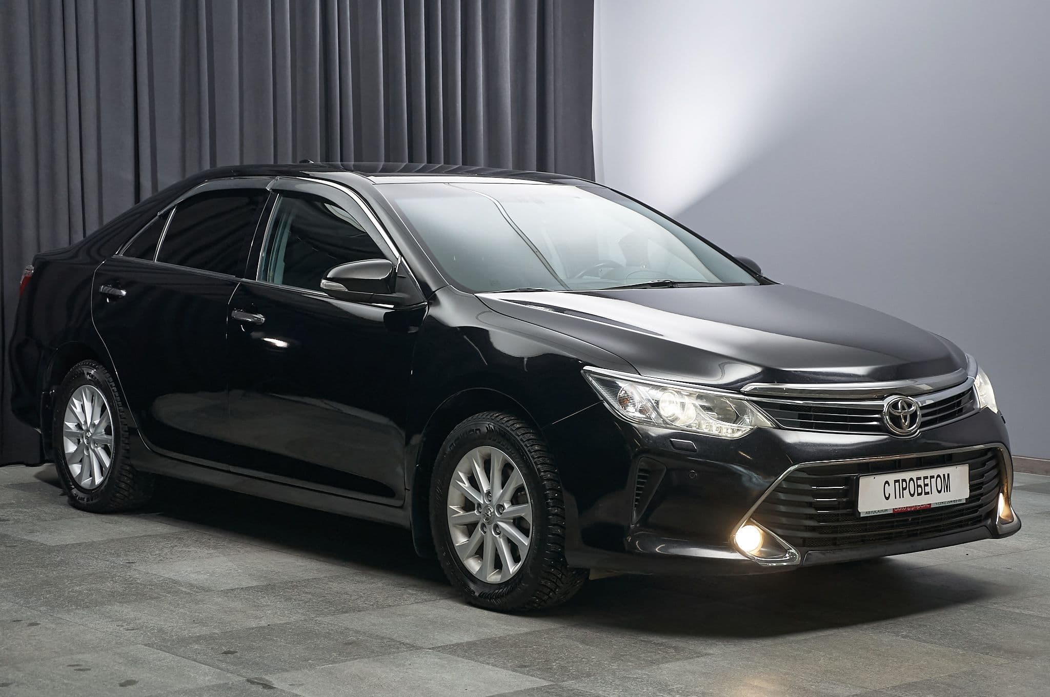 Toyota Camry - 3