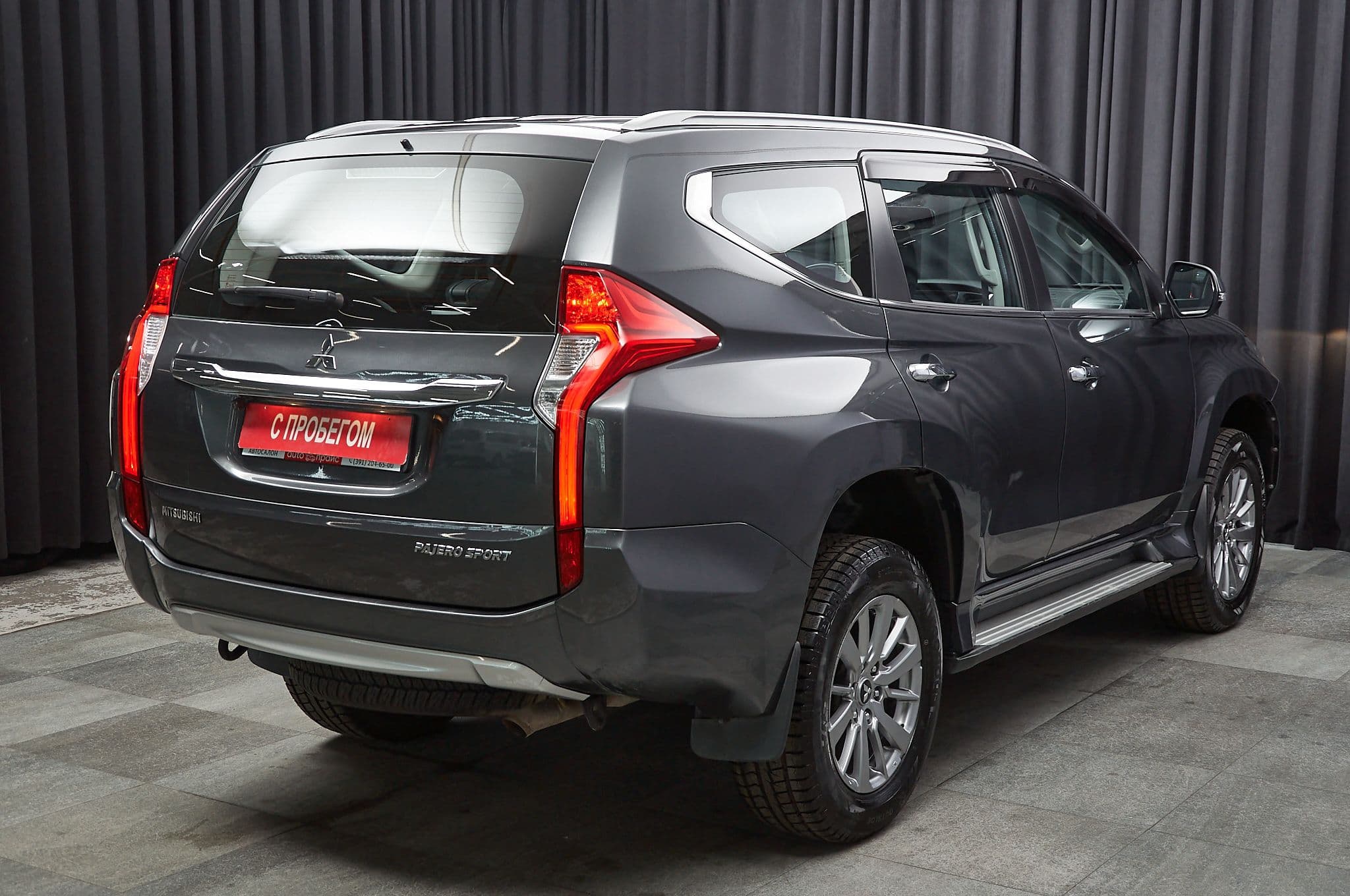 Mitsubishi Pajero Sport - 4