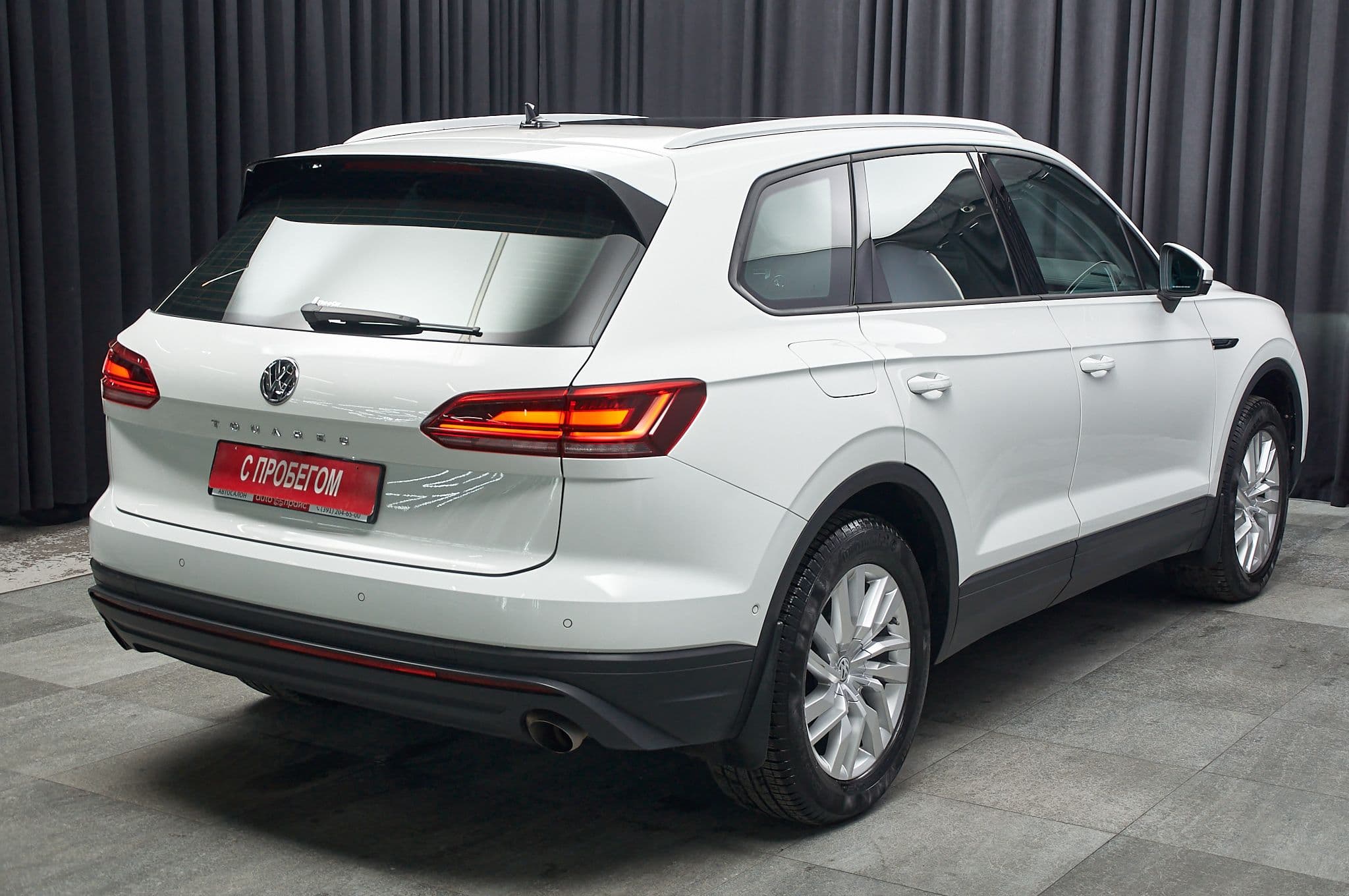 Volkswagen Touareg - 4