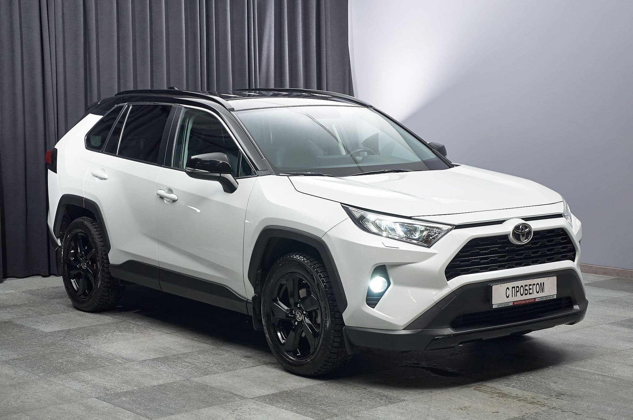 Toyota RAV4 - 3