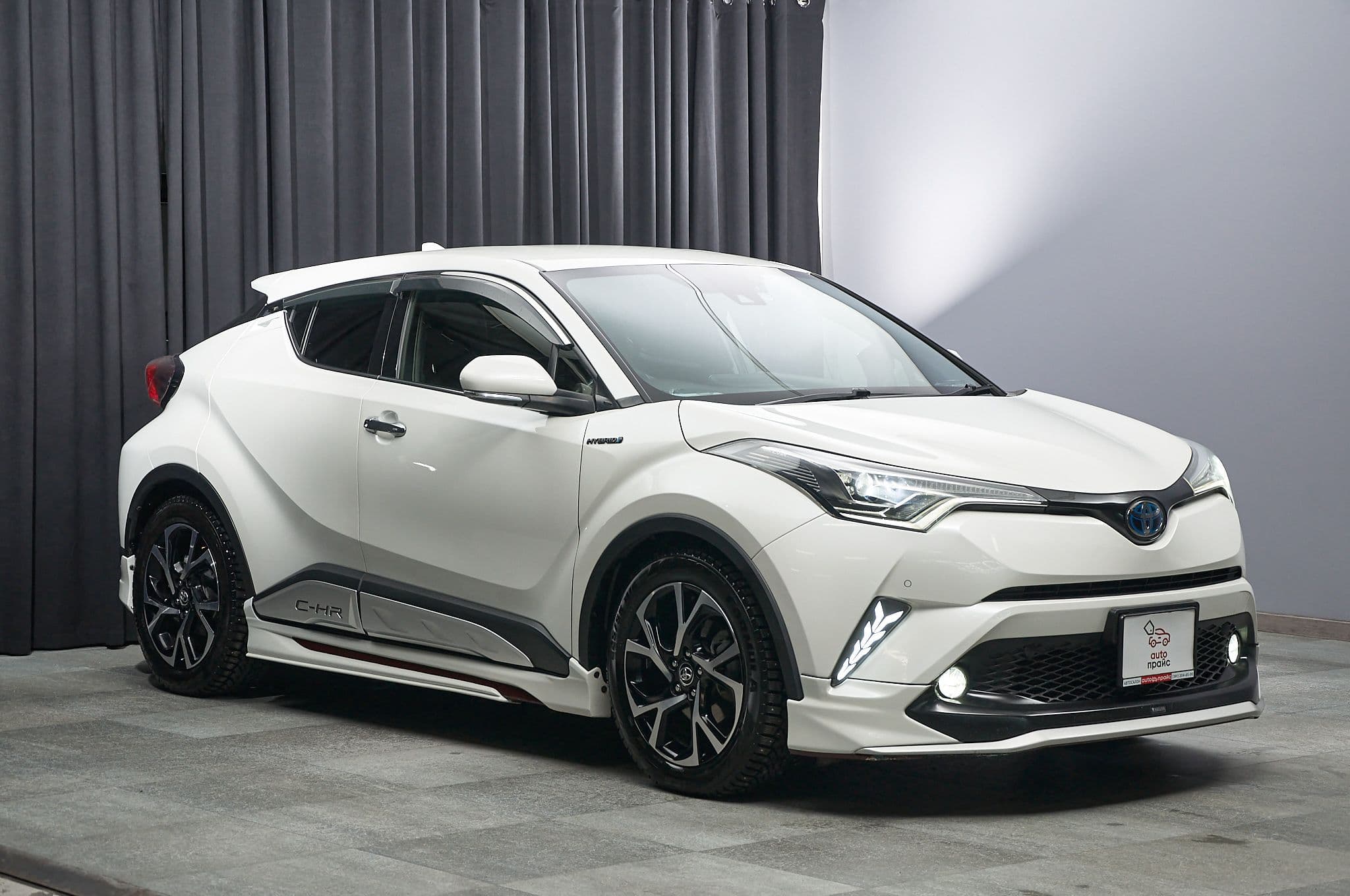 Toyota C-HR - 3