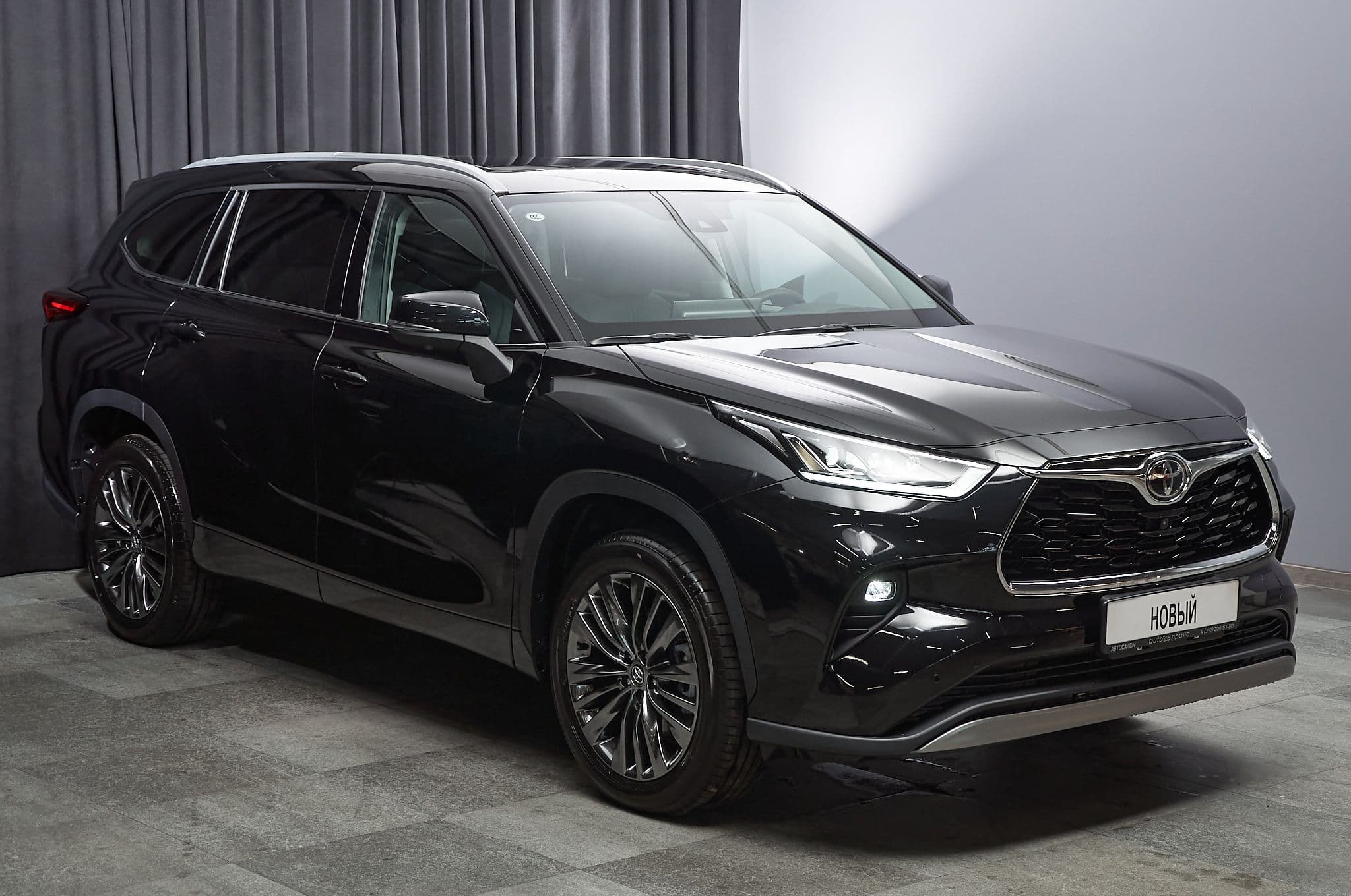 Toyota Highlander - 2