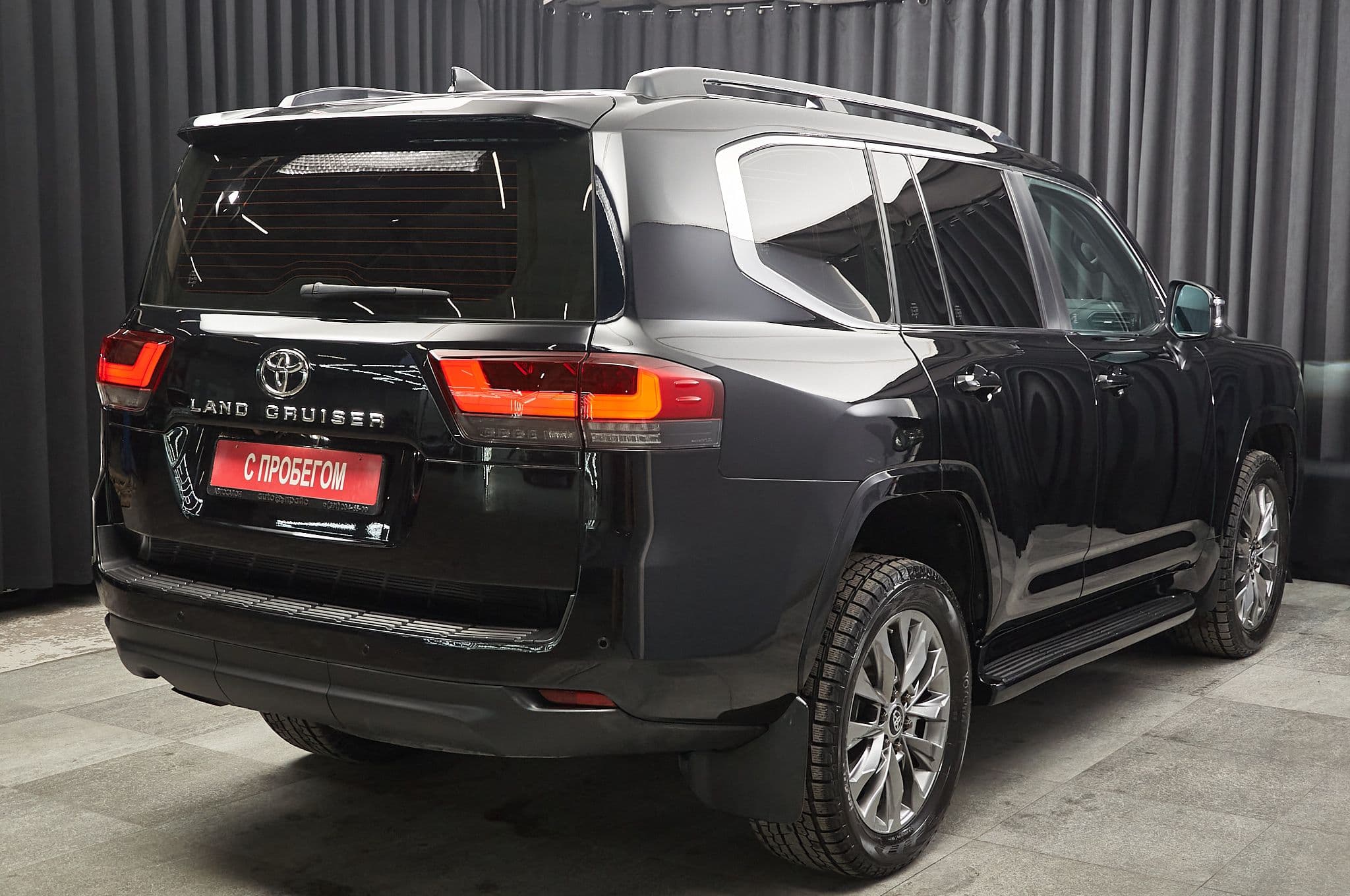 Toyota Land Cruiser - 5
