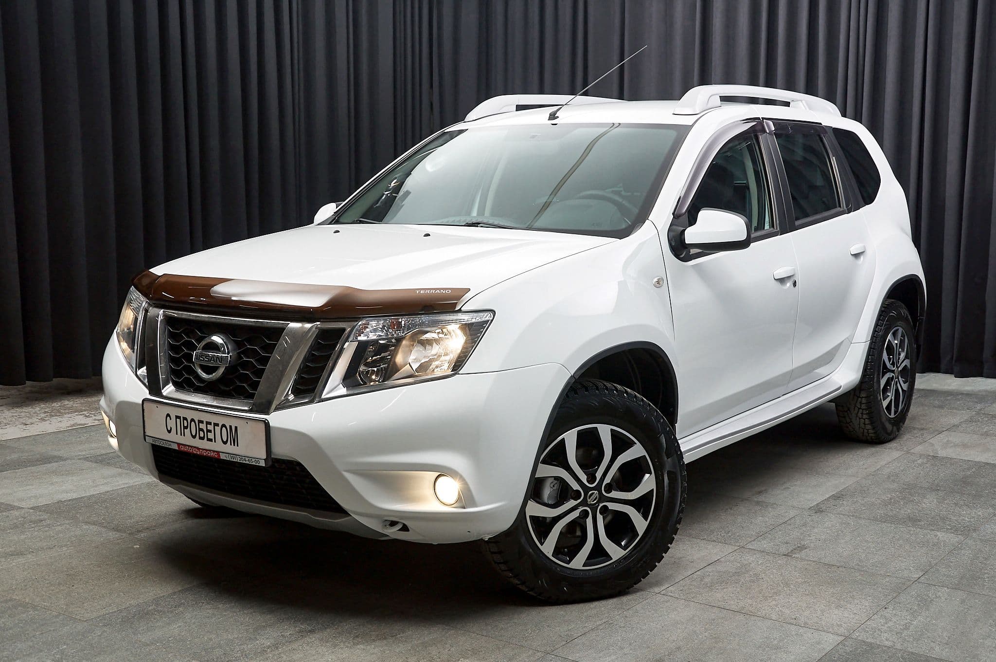 Nissan Terrano - 1