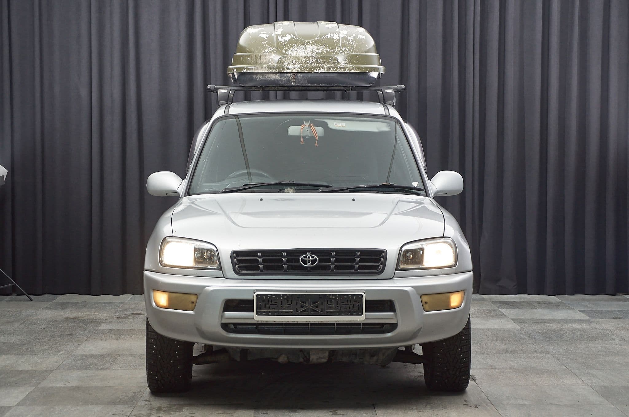 Toyota RAV4 - 2