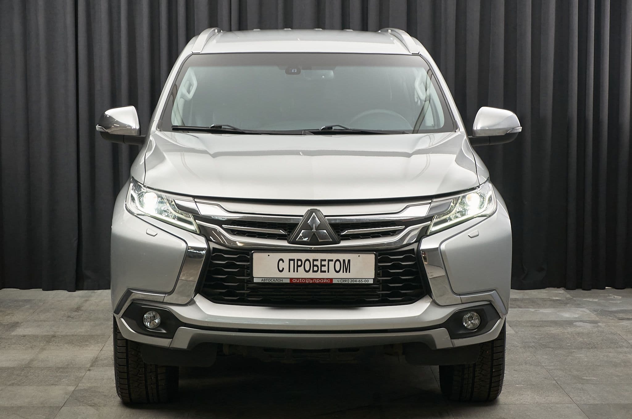 Mitsubishi Pajero Sport - 1