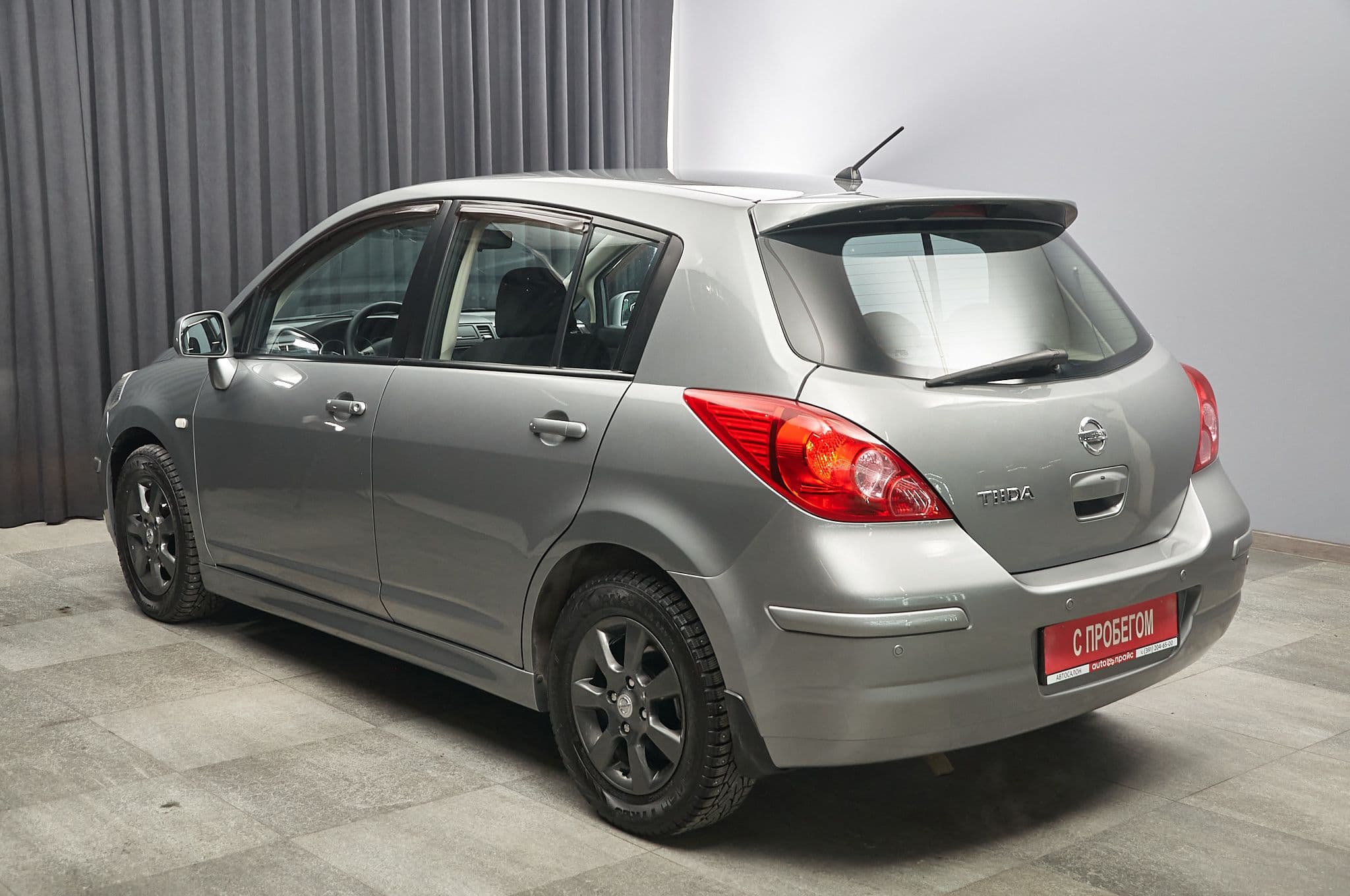 Nissan Tiida - 5
