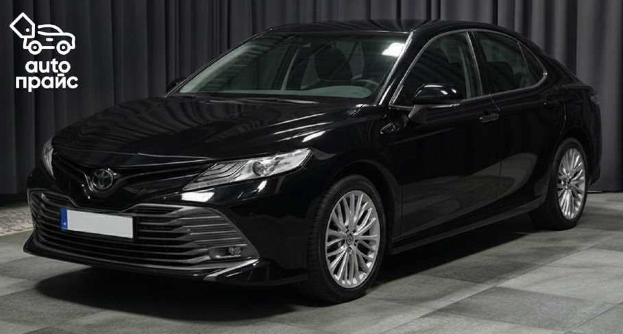 Toyota Camry - 1
