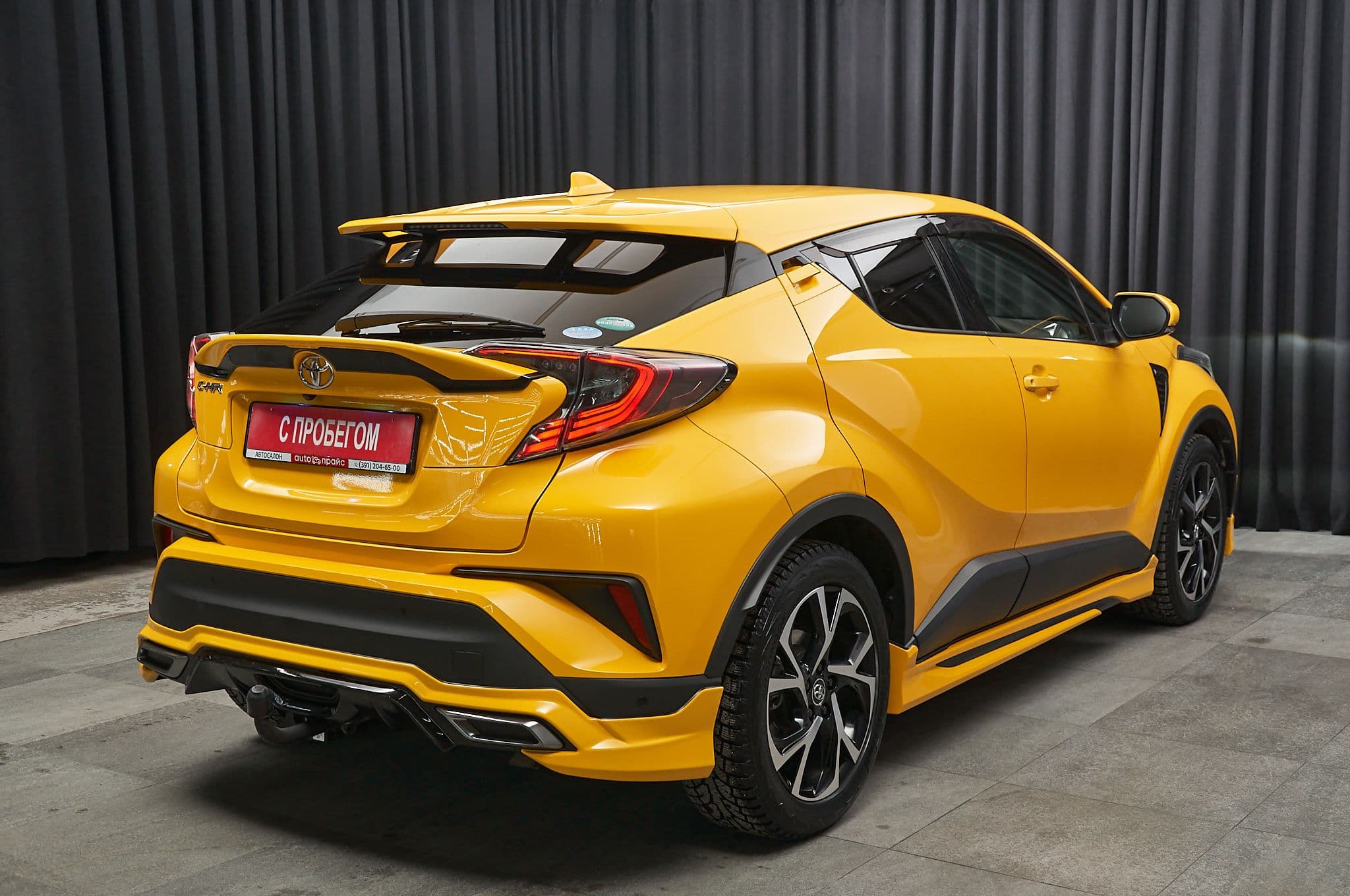 Toyota C-HR - 4