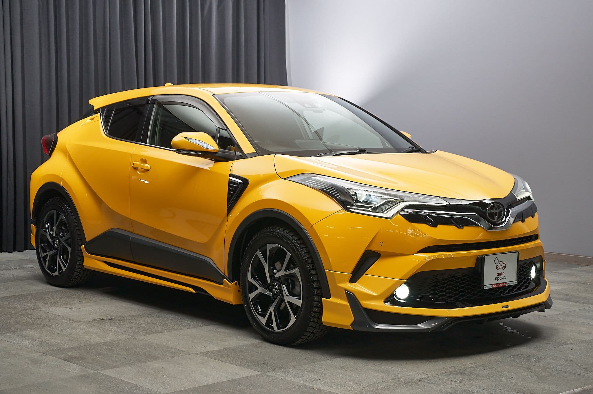 Toyota C-HR - 3