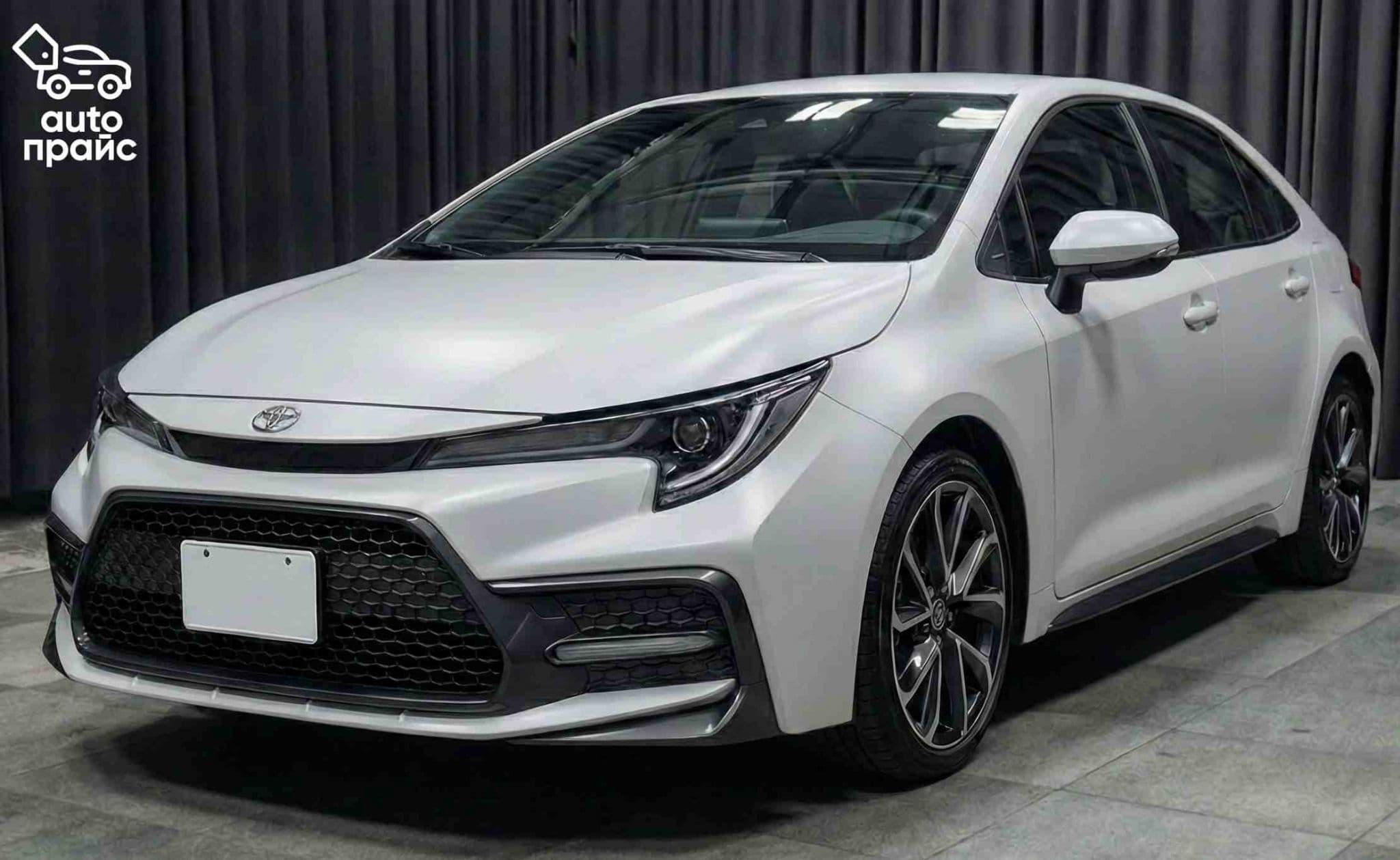 Toyota Corolla - 1
