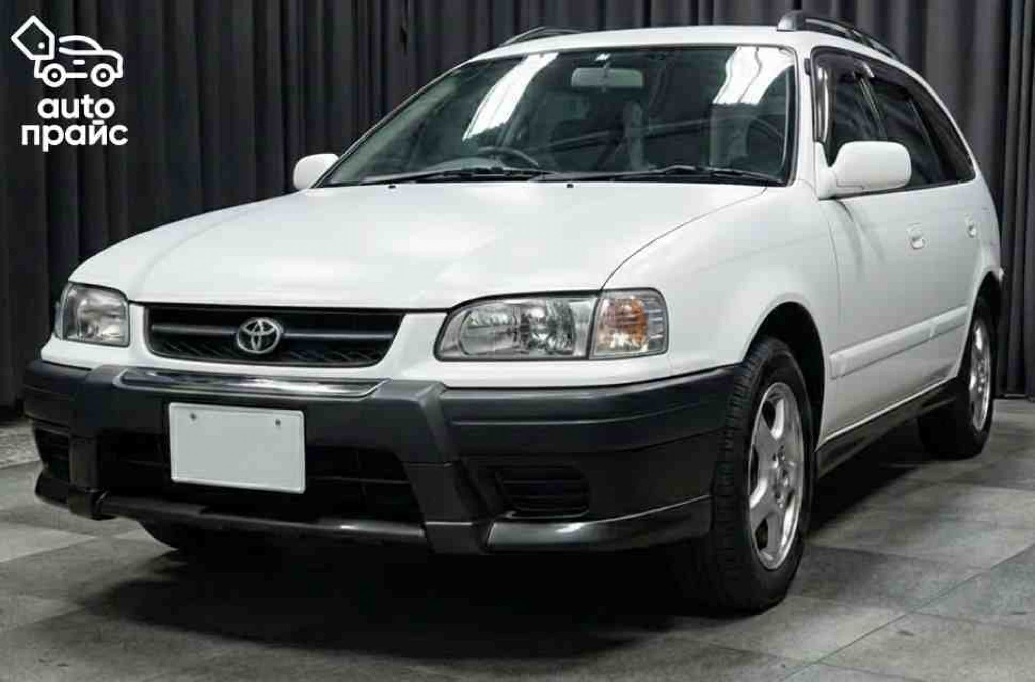 Toyota Sprinter Carib - 1