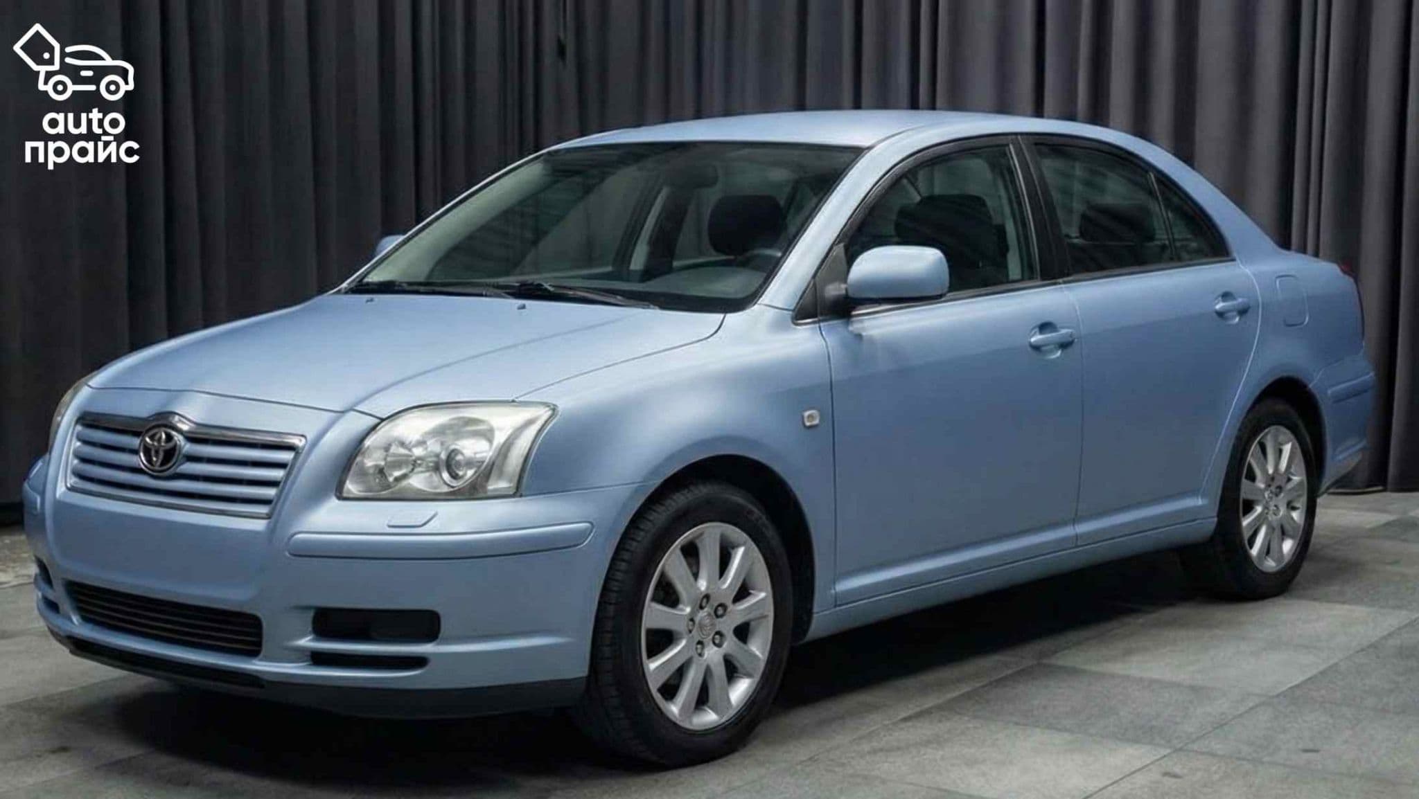 Toyota Avensis - 1