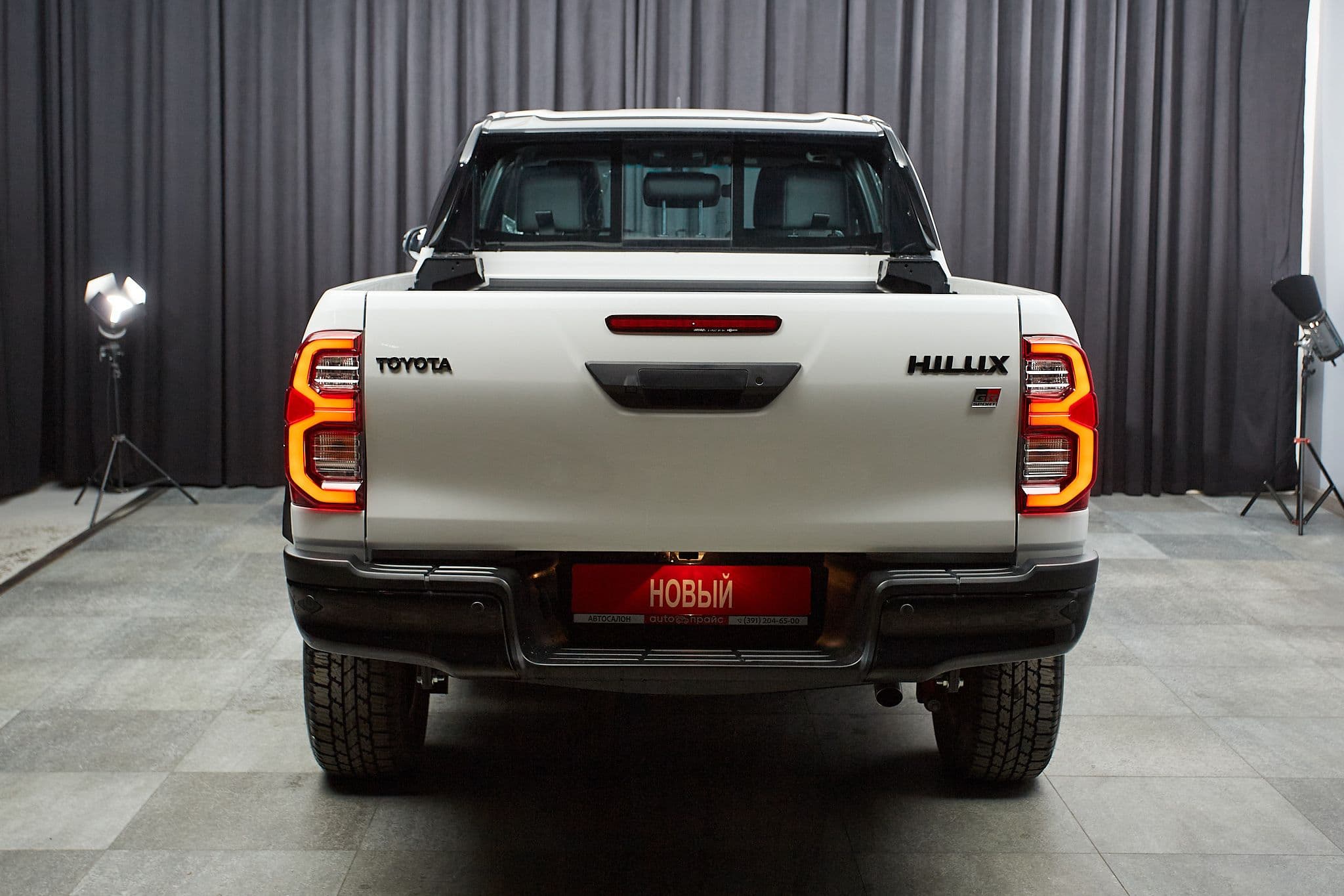 Toyota Hilux - 5