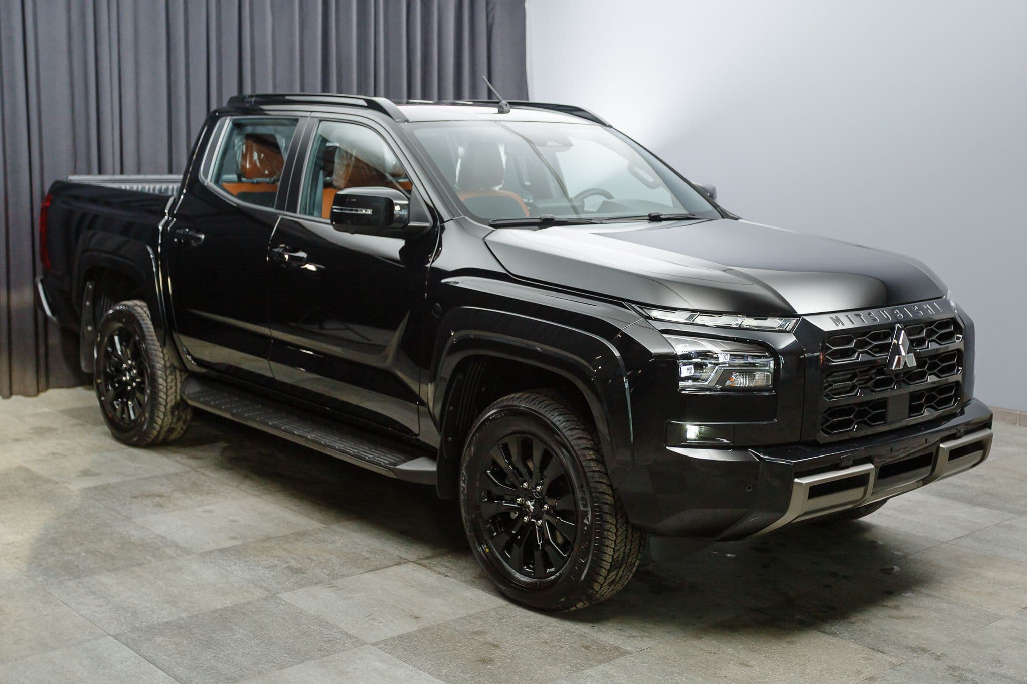 Mitsubishi L200 - 3