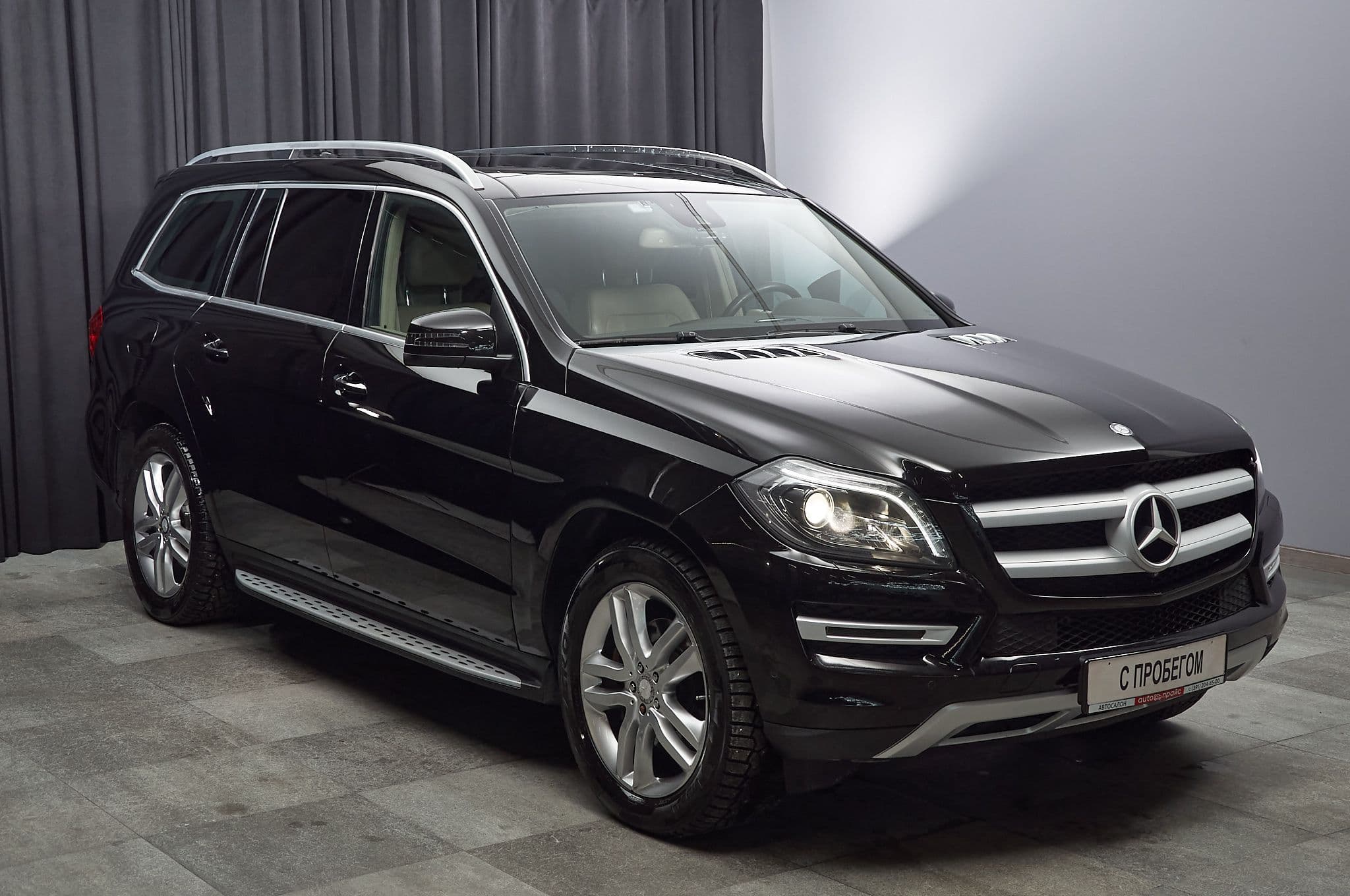 Mercedes-Benz GL-400 - 3