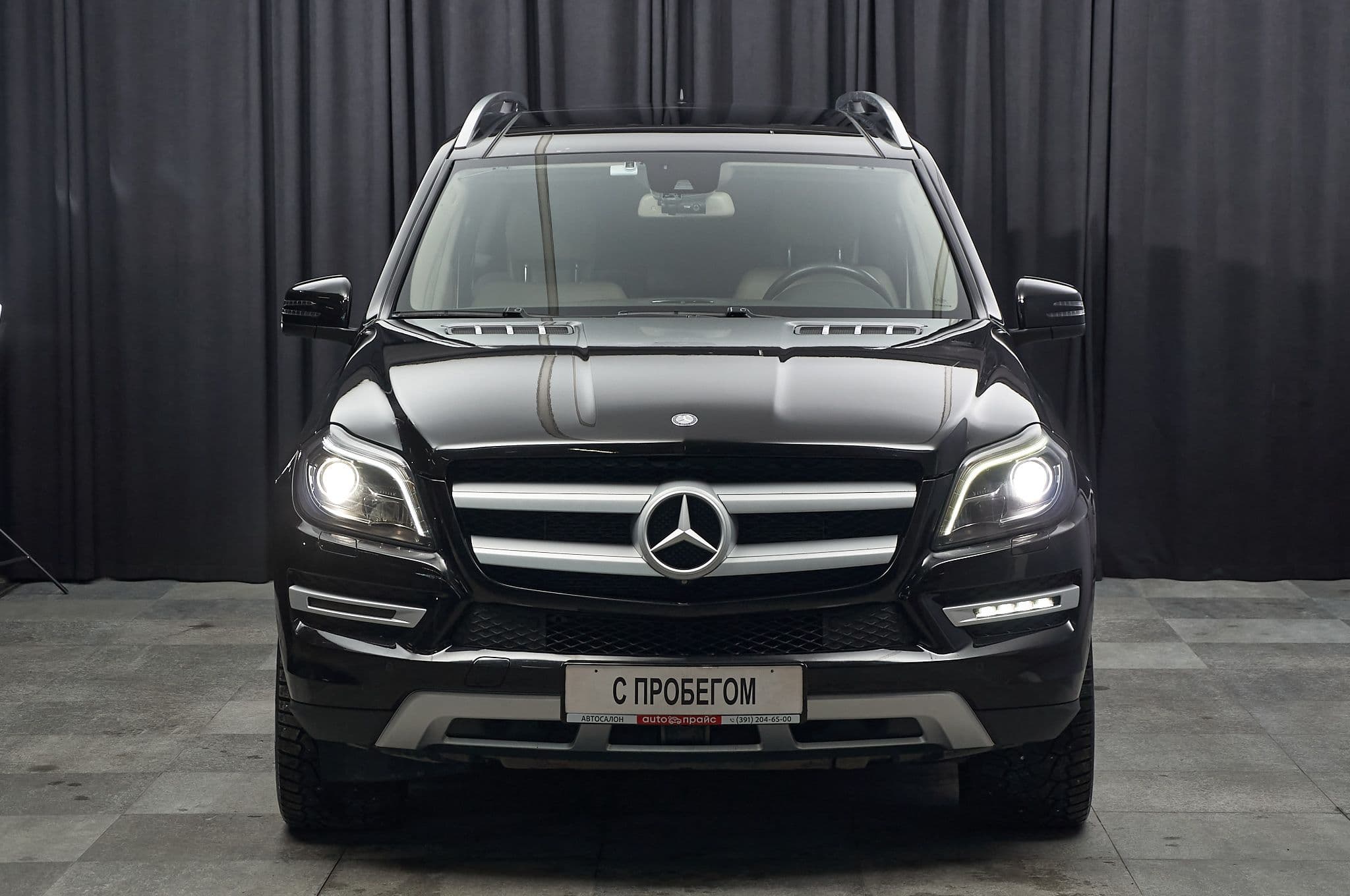 Mercedes-Benz GL-400 - 2