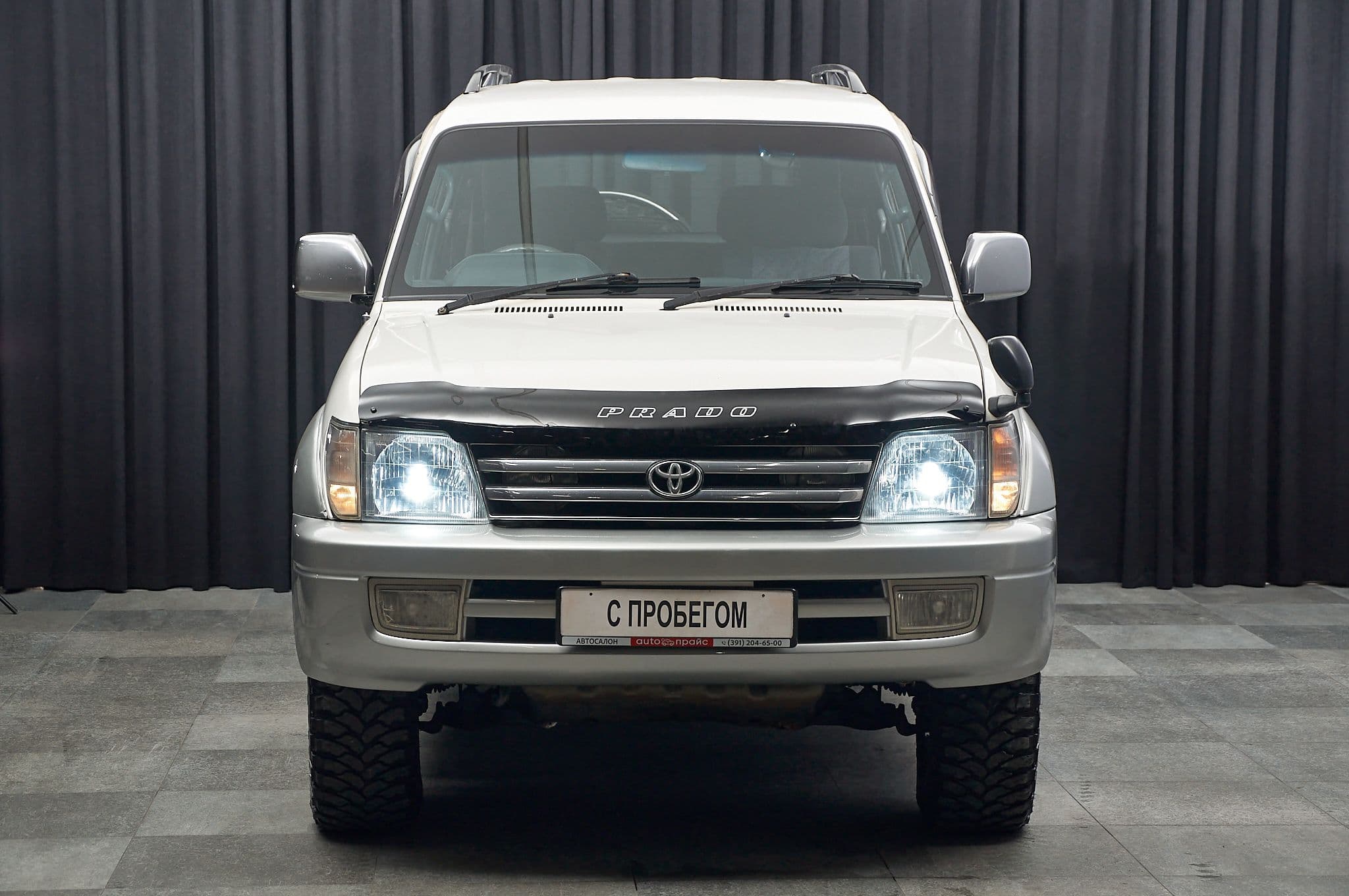 Toyota Land Cruiser Prado - 2