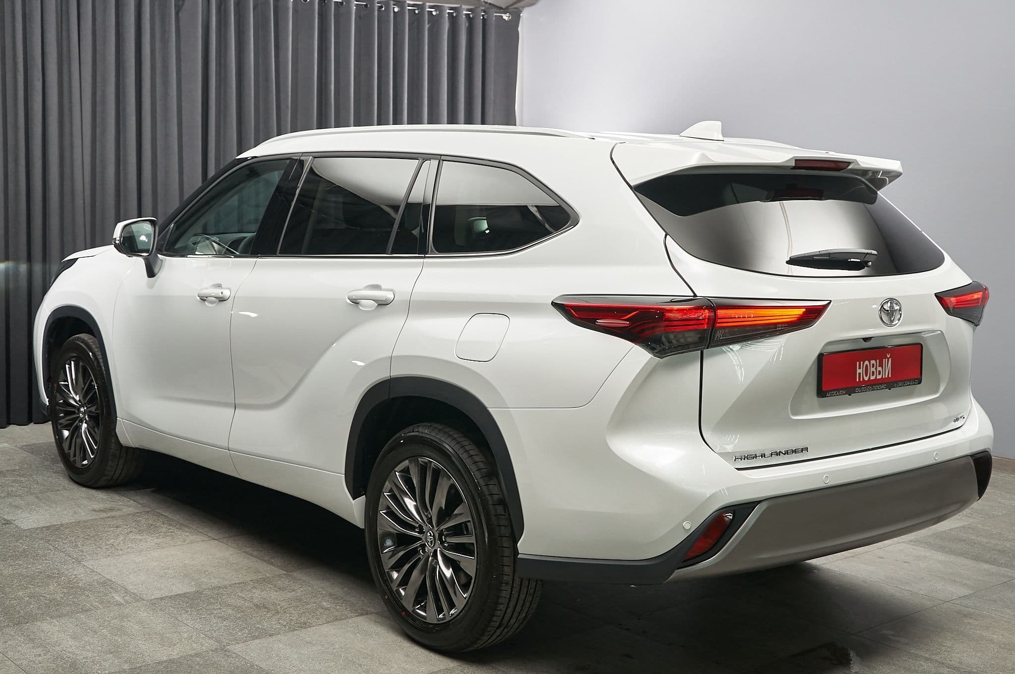 Toyota Highlander - 3