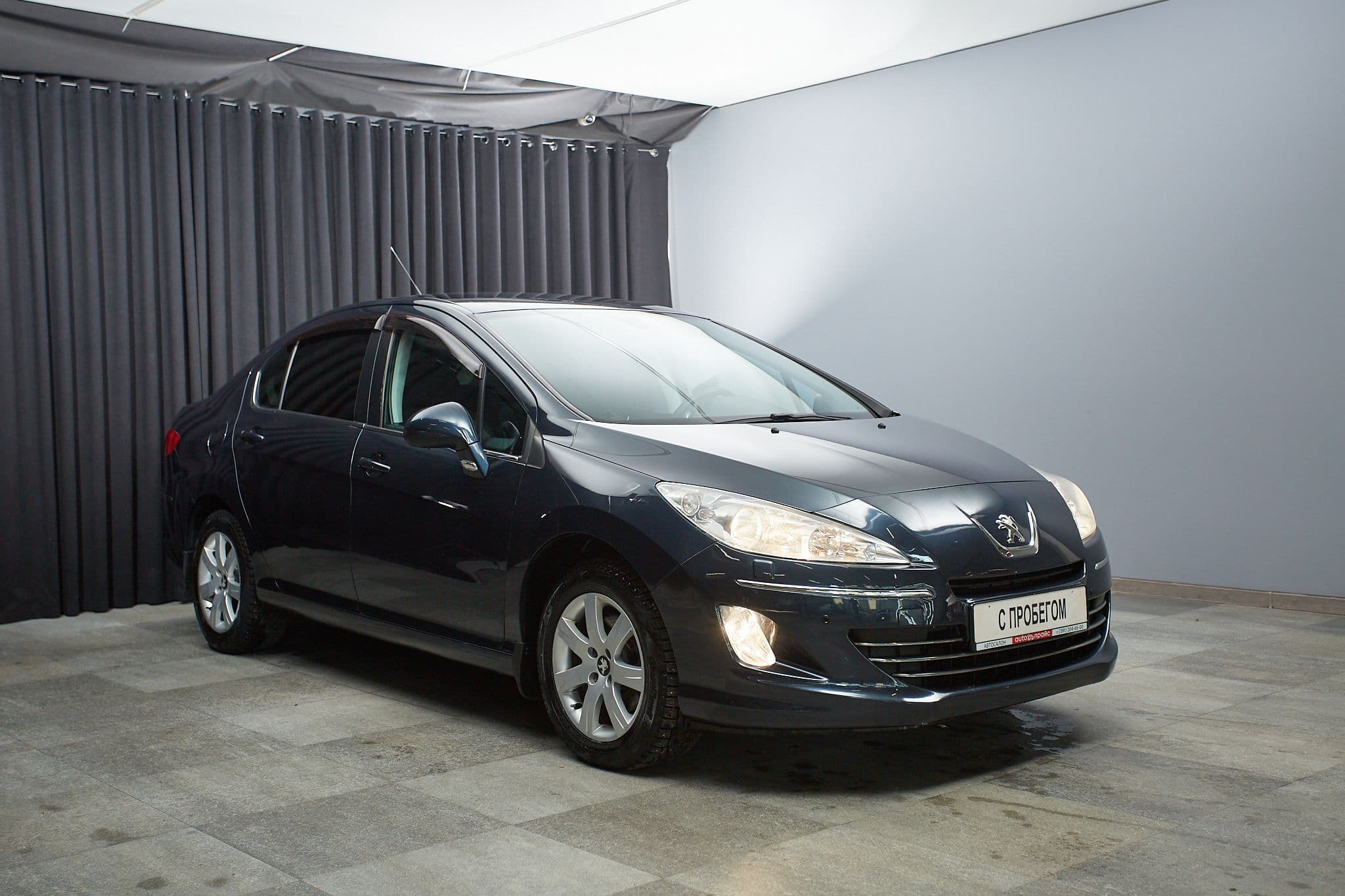 Peugeot 408 - 3
