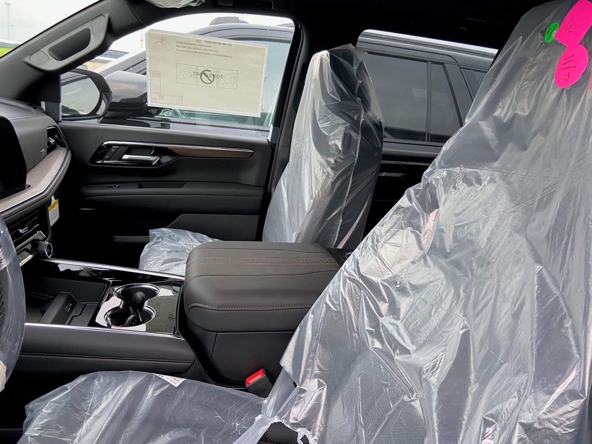 Chevrolet Tahoe - 5