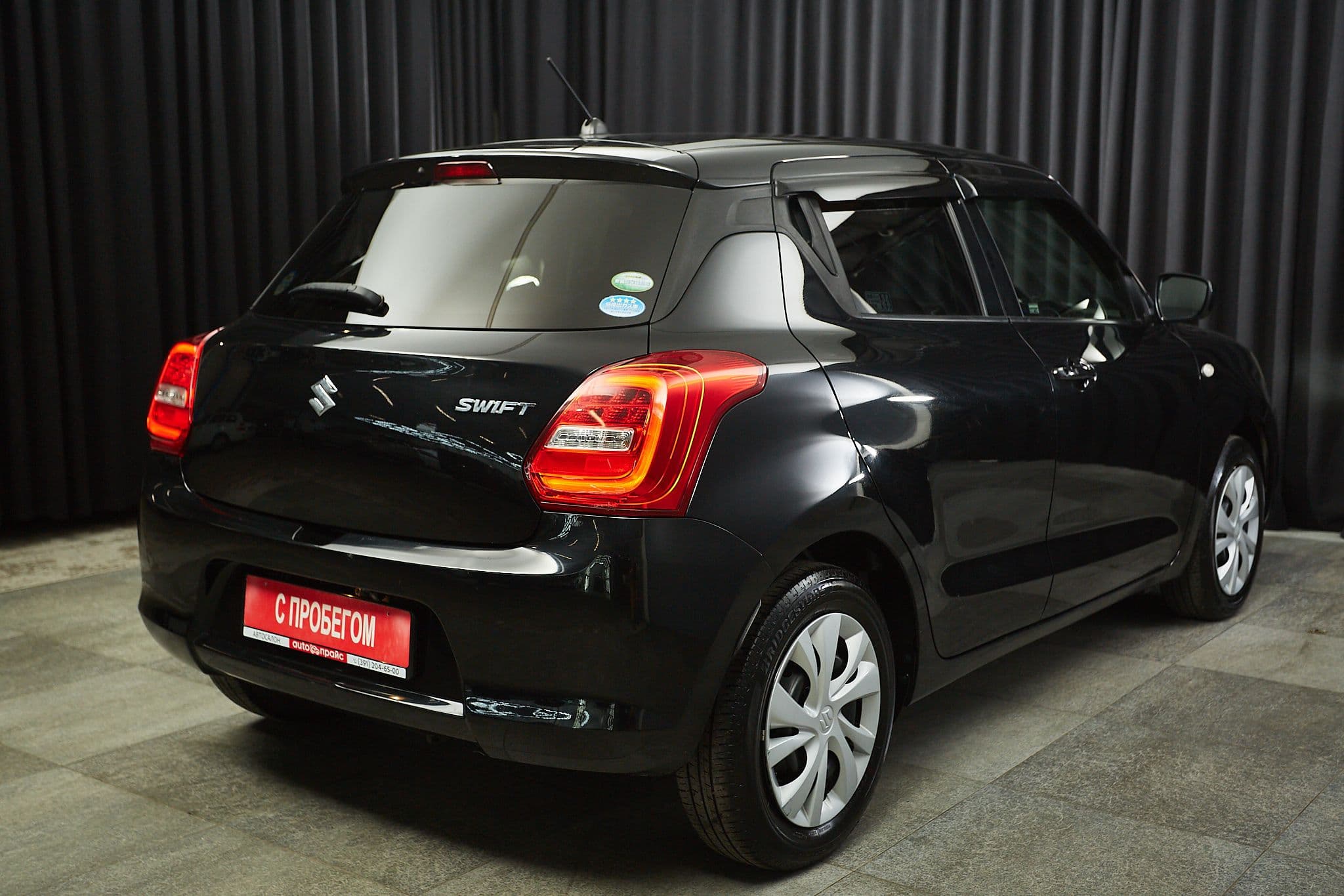 Suzuki Swift - 4