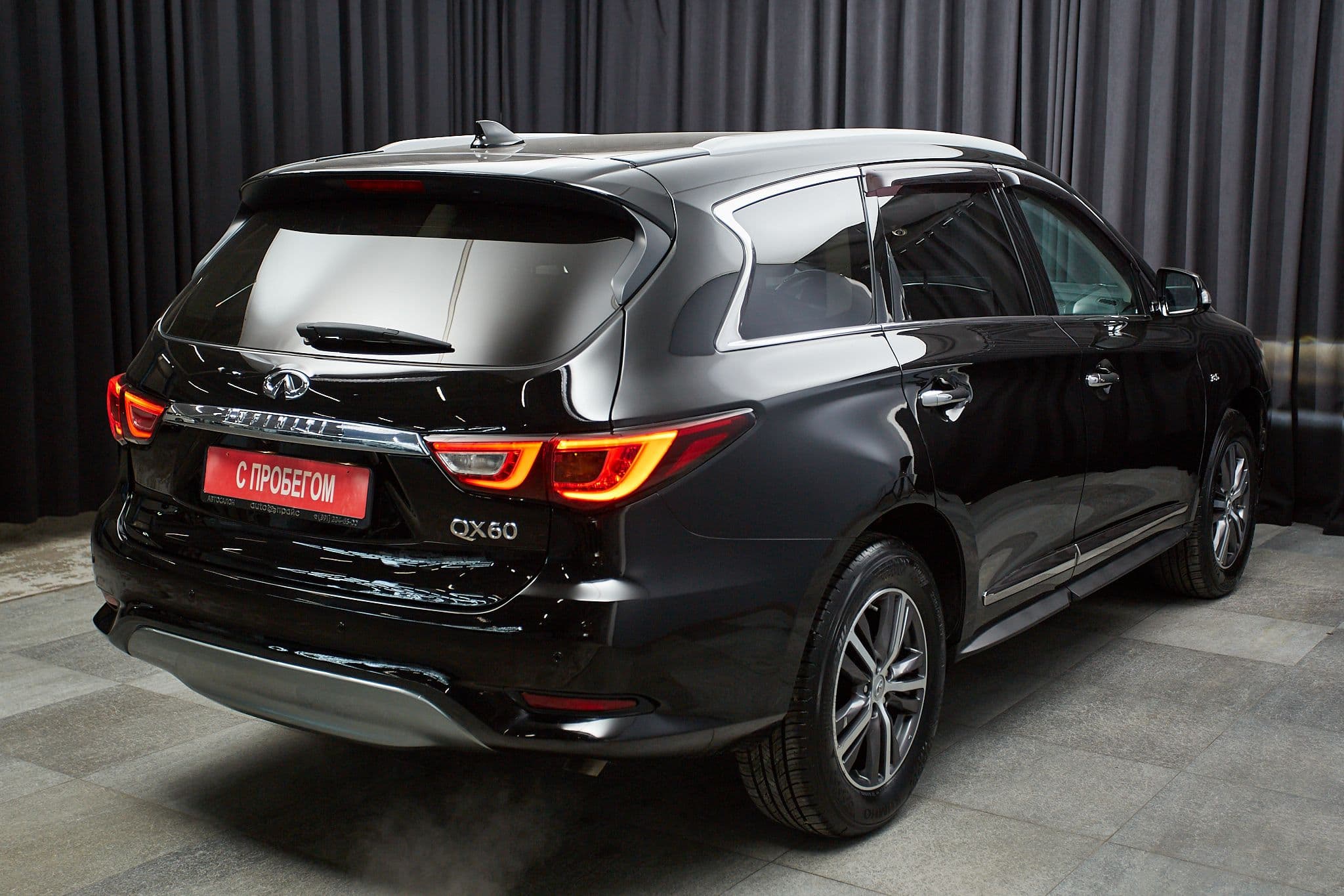 Infiniti QX60 - 4