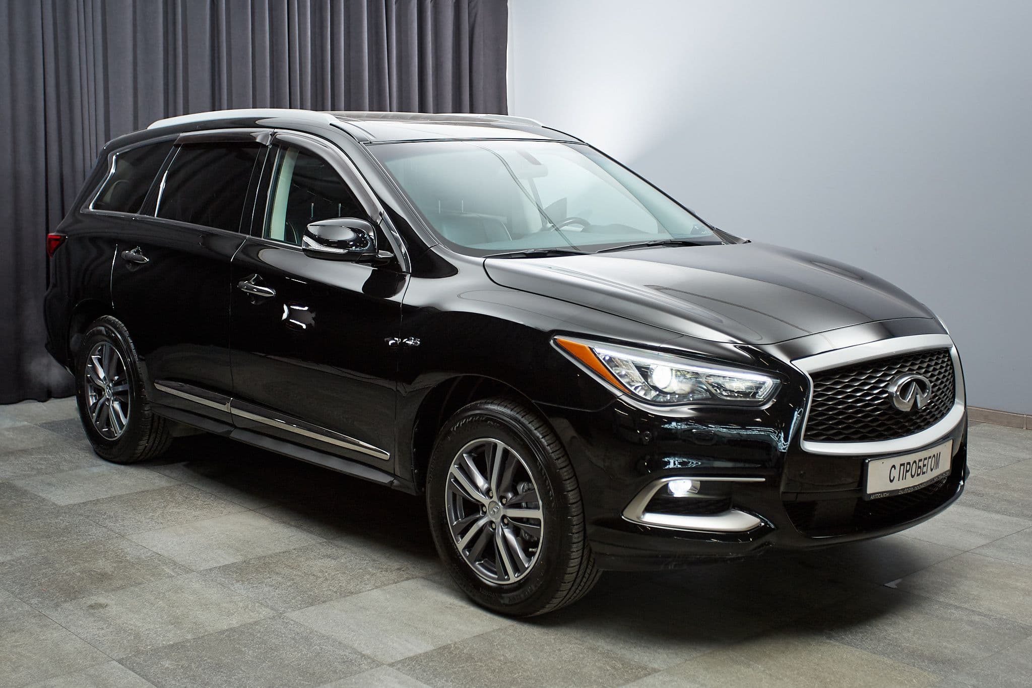 Infiniti QX60 - 3
