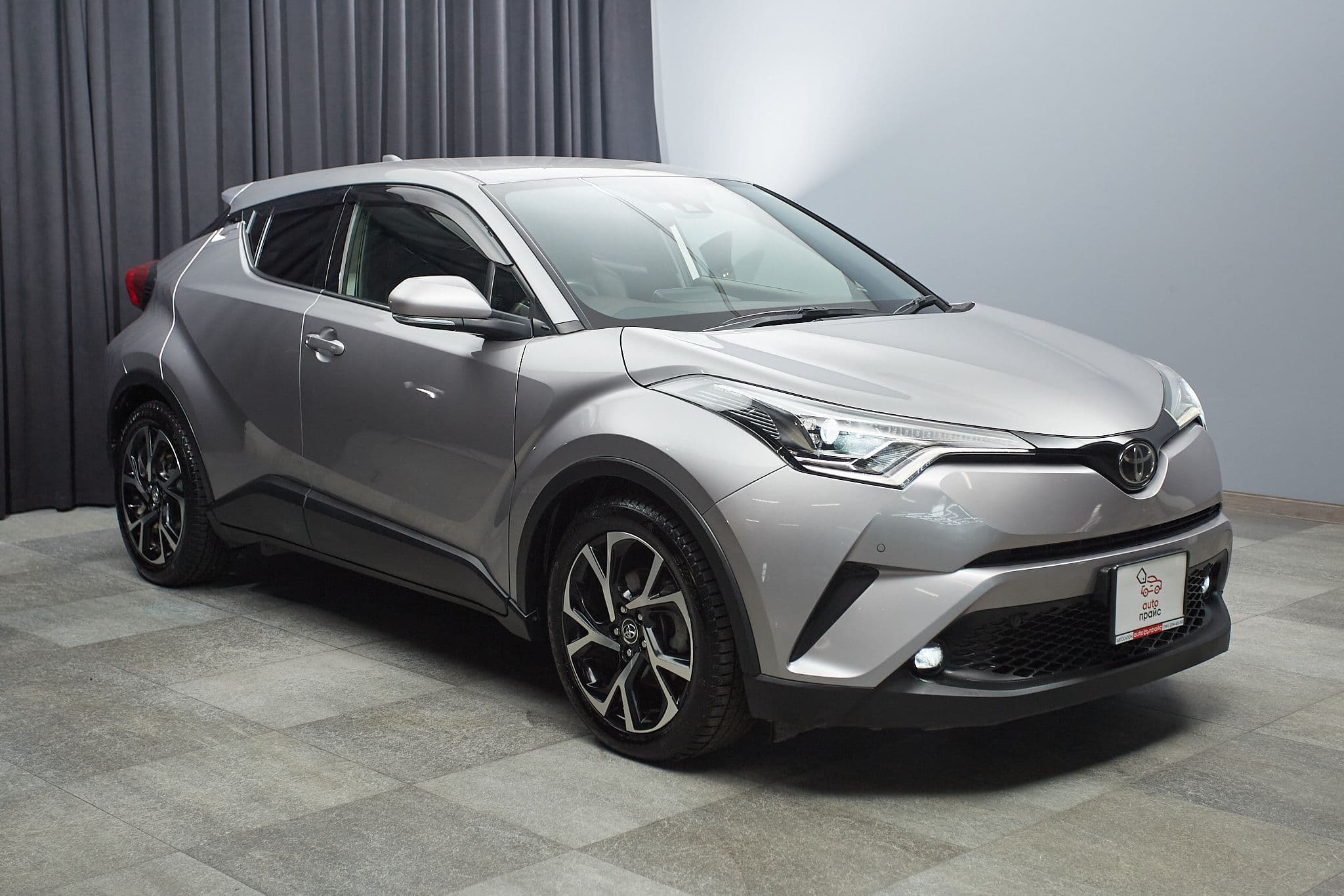 Toyota C-HR - 3