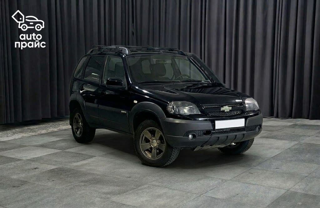 Chevrolet Niva - 1
