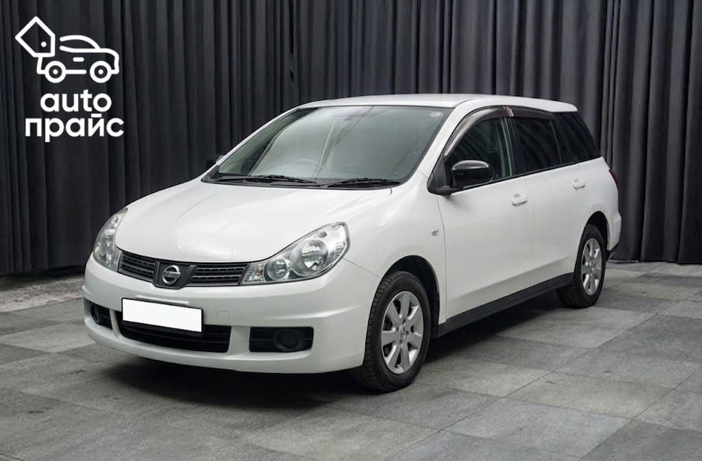 Nissan Wingroad - 1