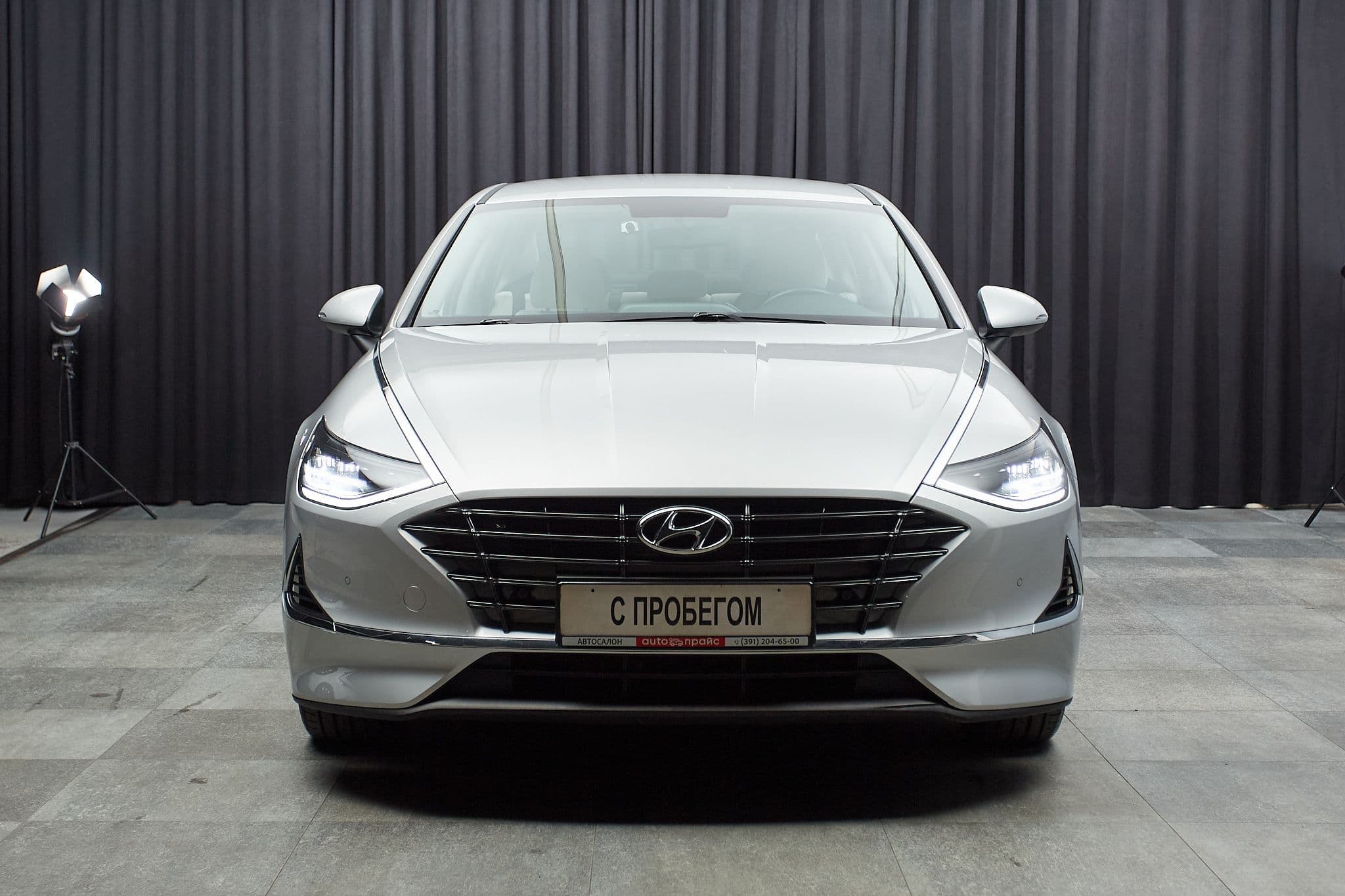 Hyundai Sonata - 2