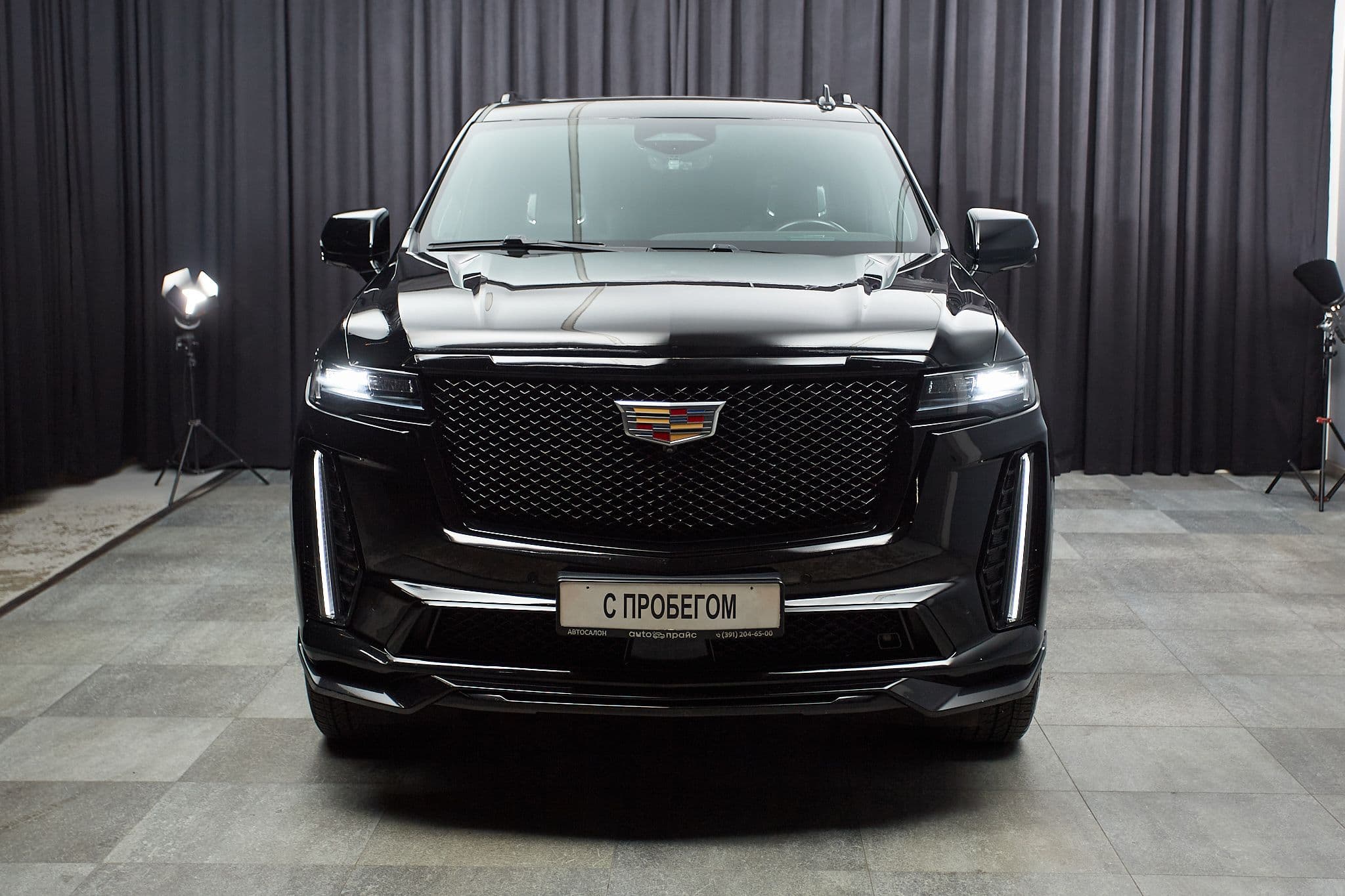 Cadillac Escalade-V - 2