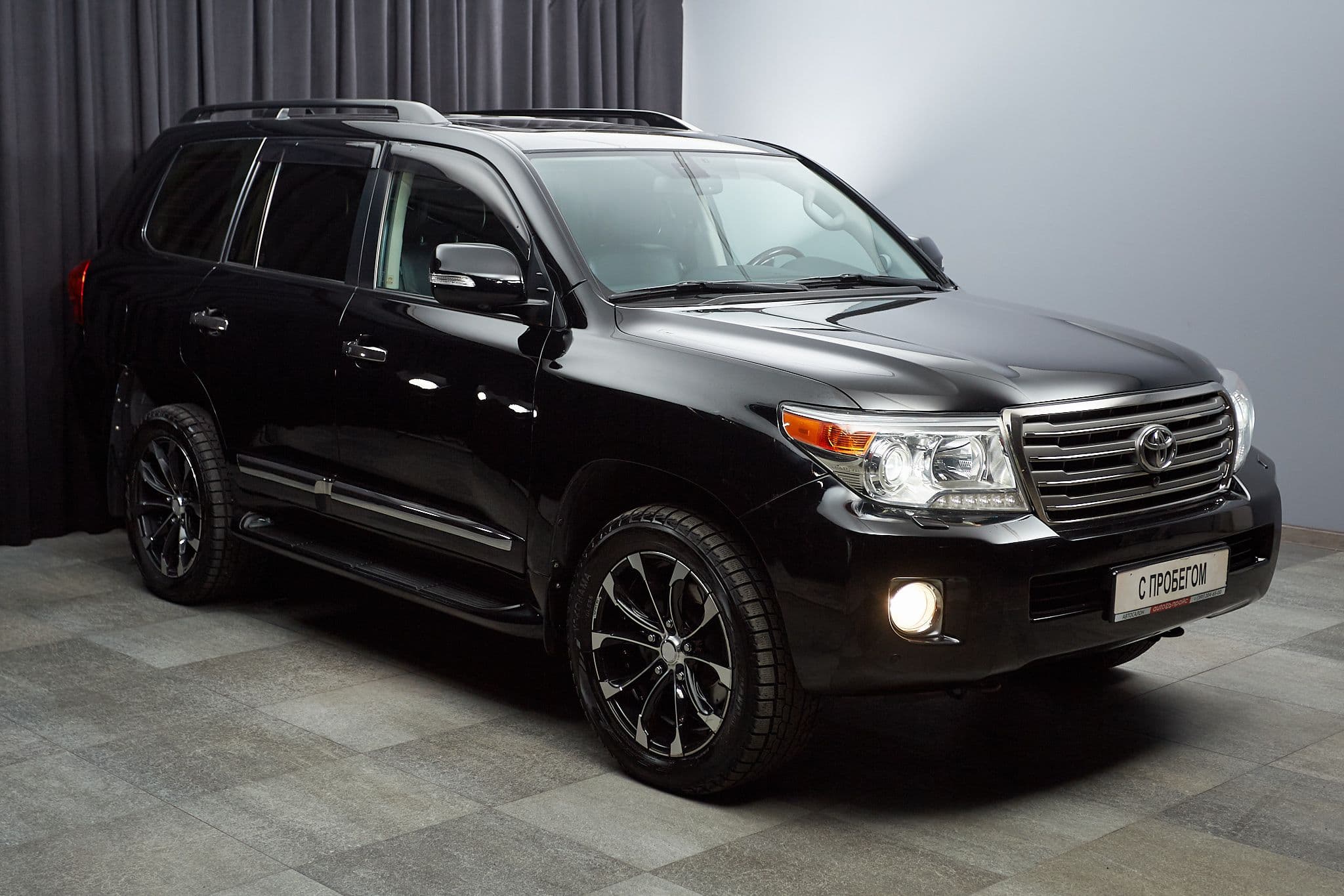 Toyota Land Cruiser - 3