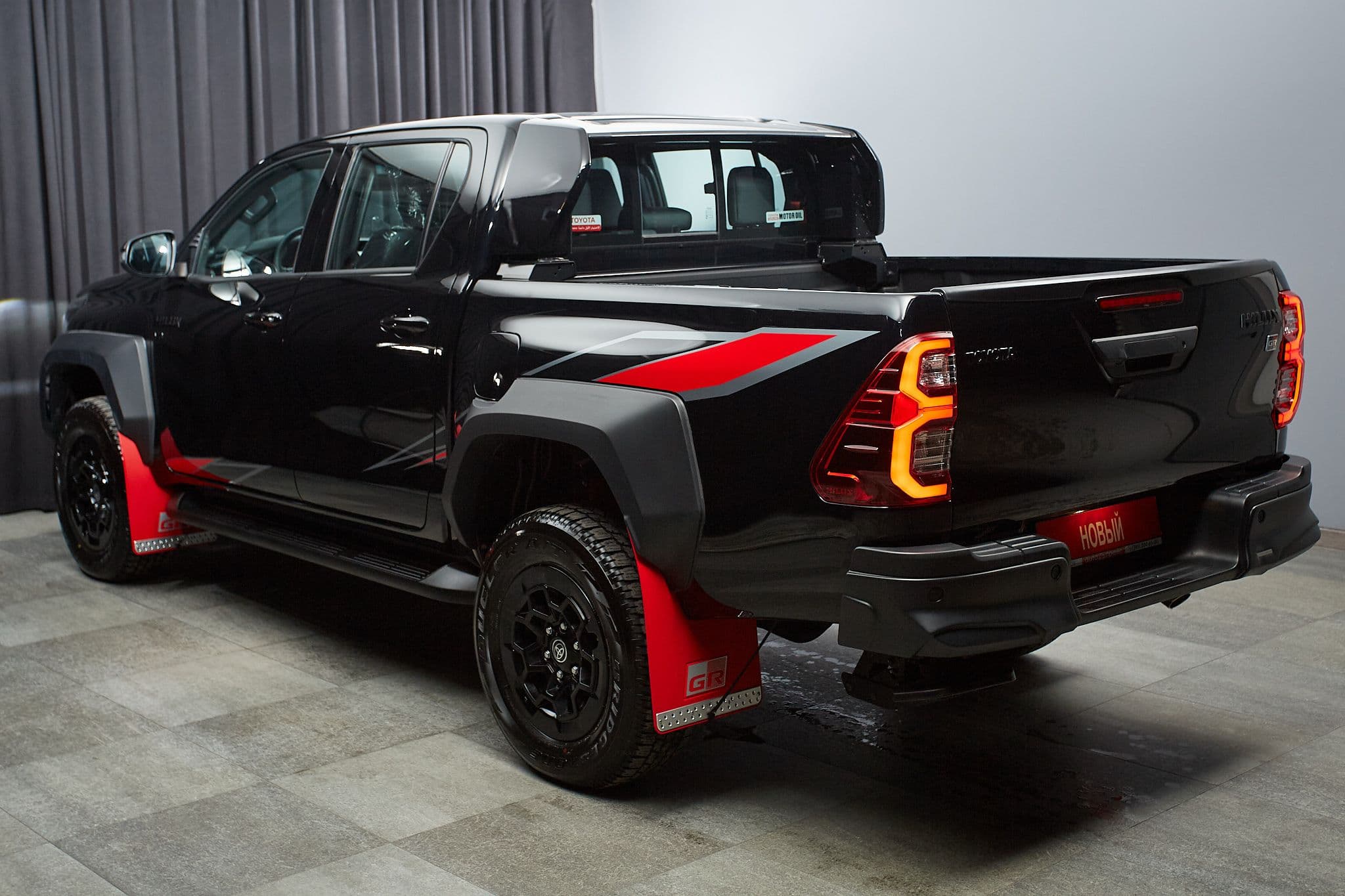 Toyota Hilux - 5