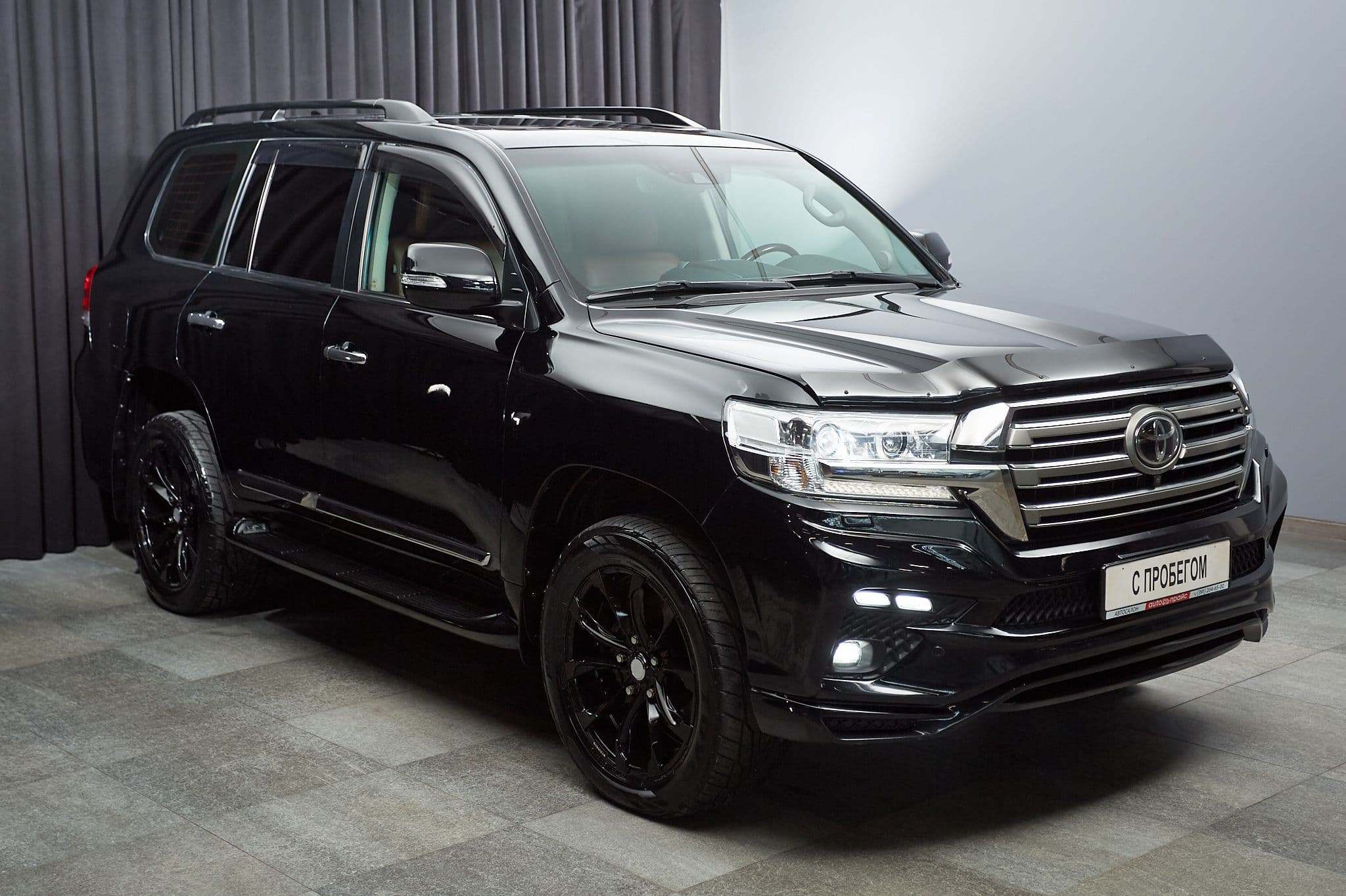 Toyota Land Cruiser - 3