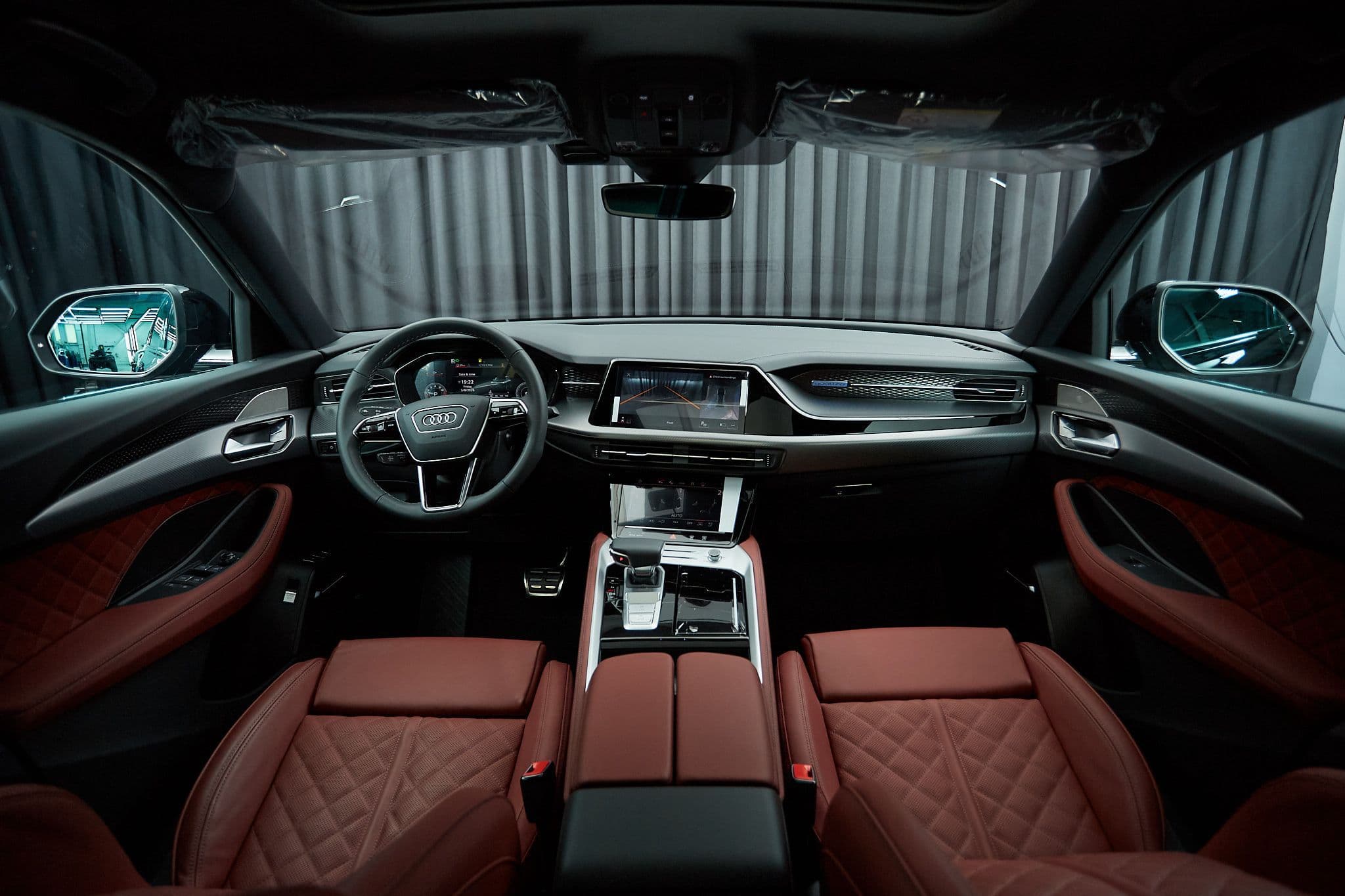Audi Q6 - 3
