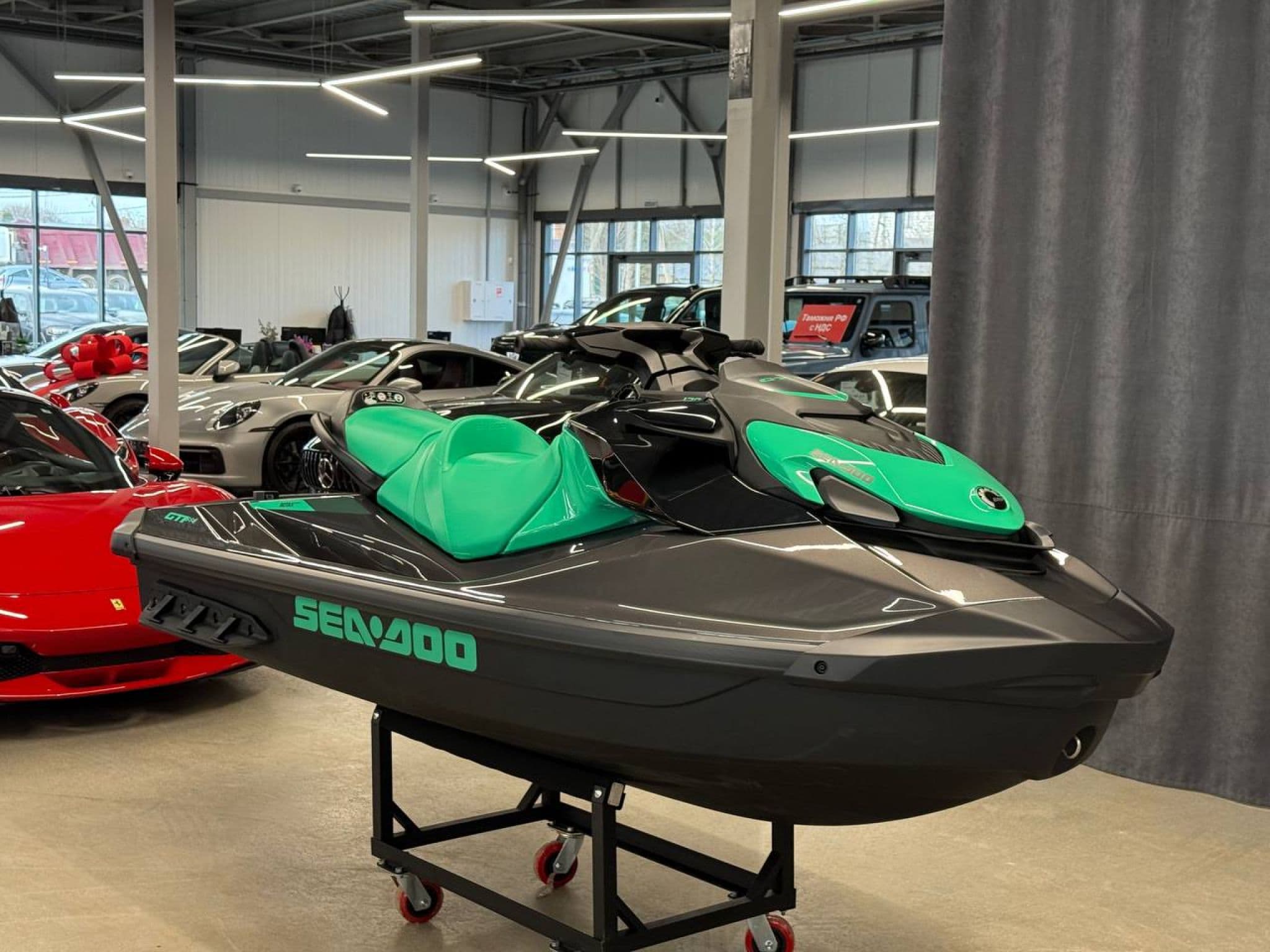 BRP Sea-Doo GTX 170 - 2