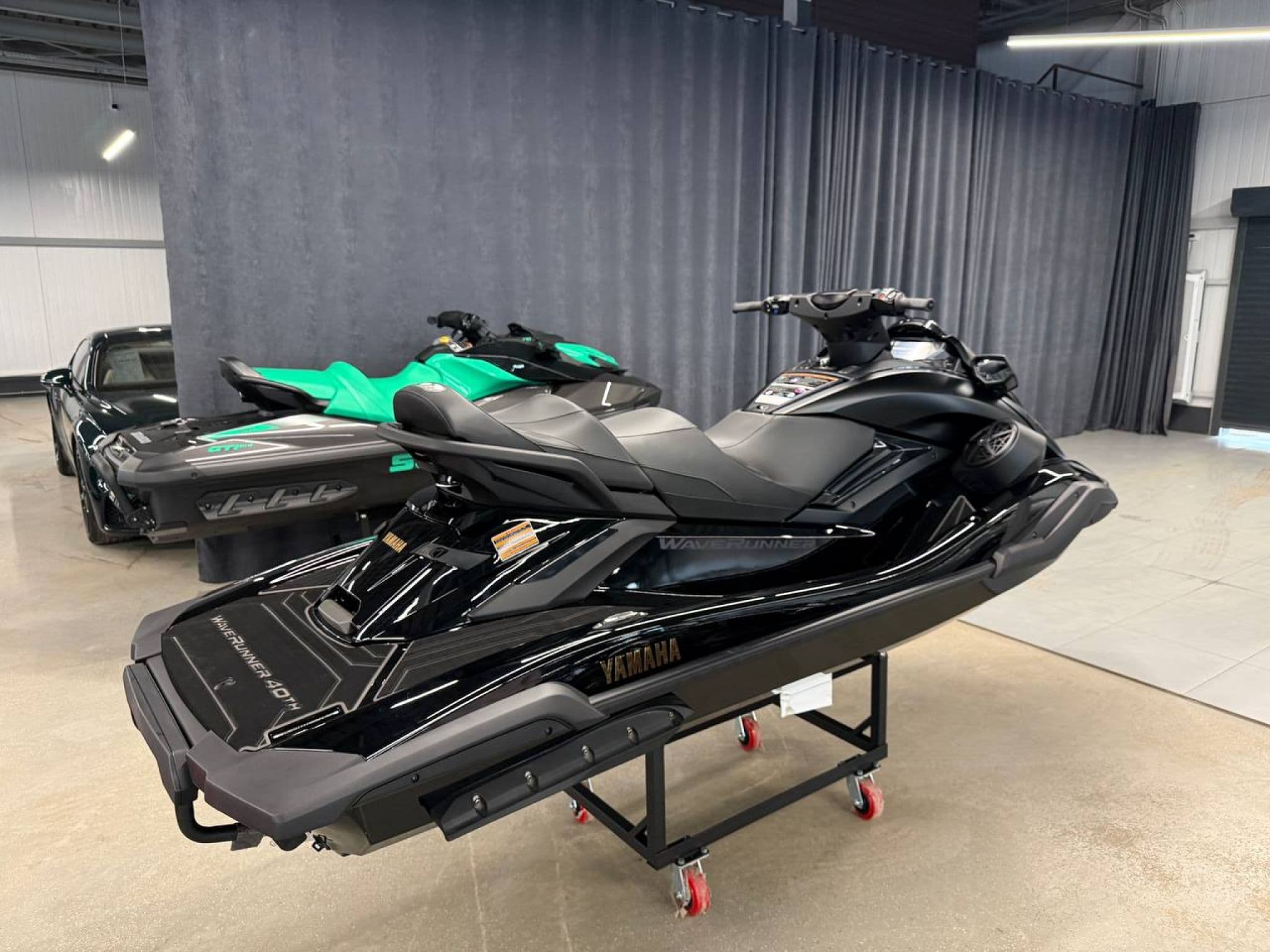 Yamaha FX Cruiser SHO - 2