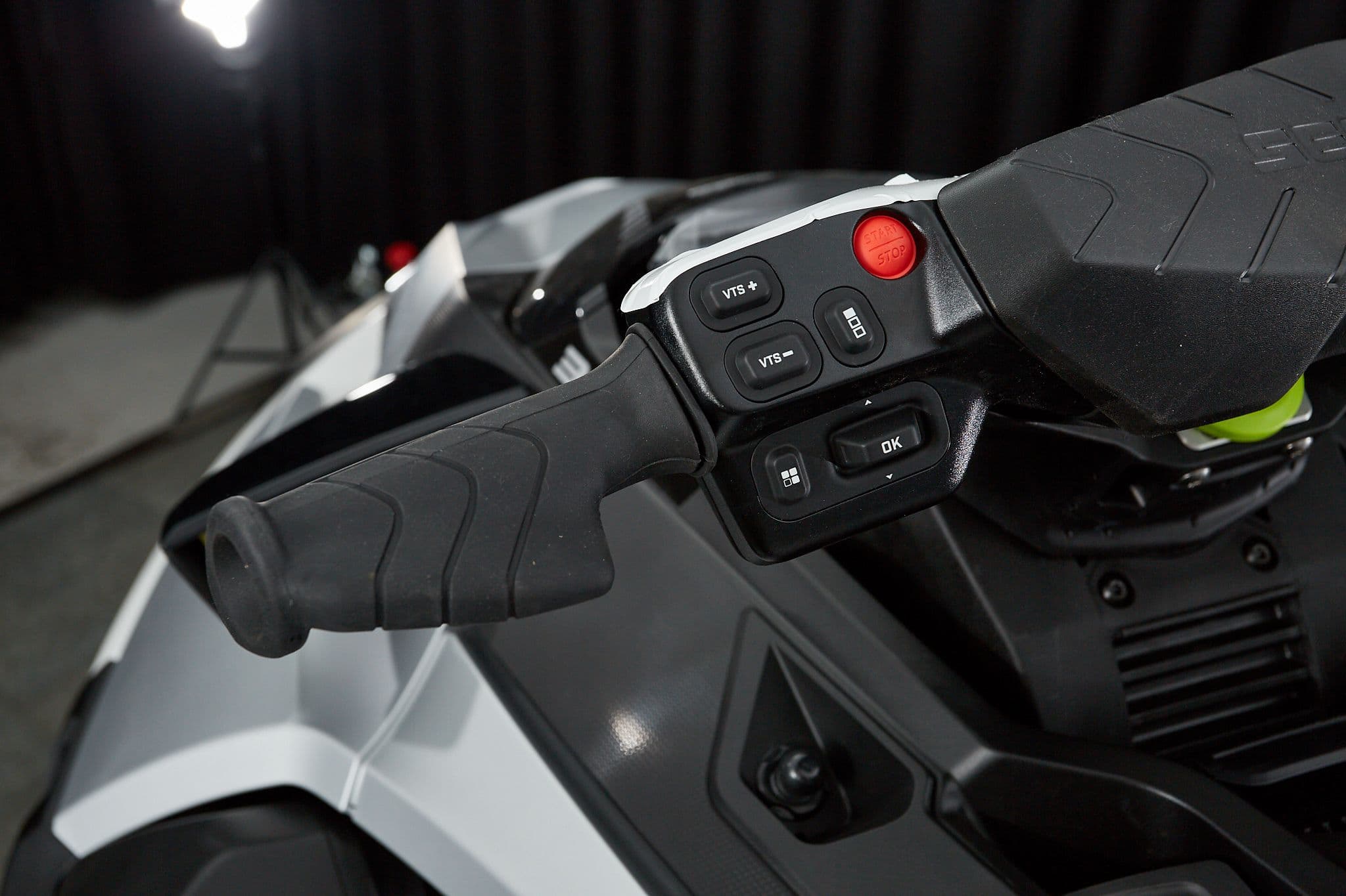 BRP Sea-Doo GTX 325 Limited