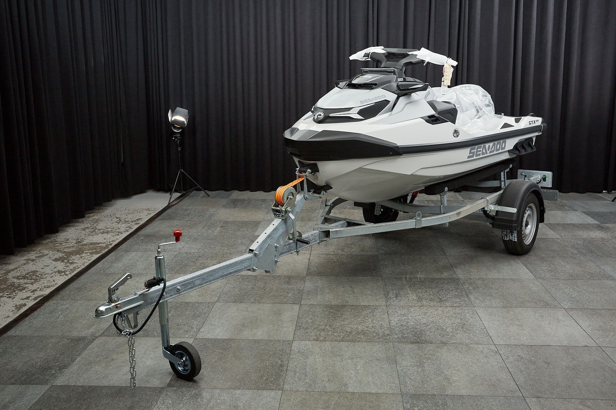 BRP Sea-Doo GTX 325 Limited - 1