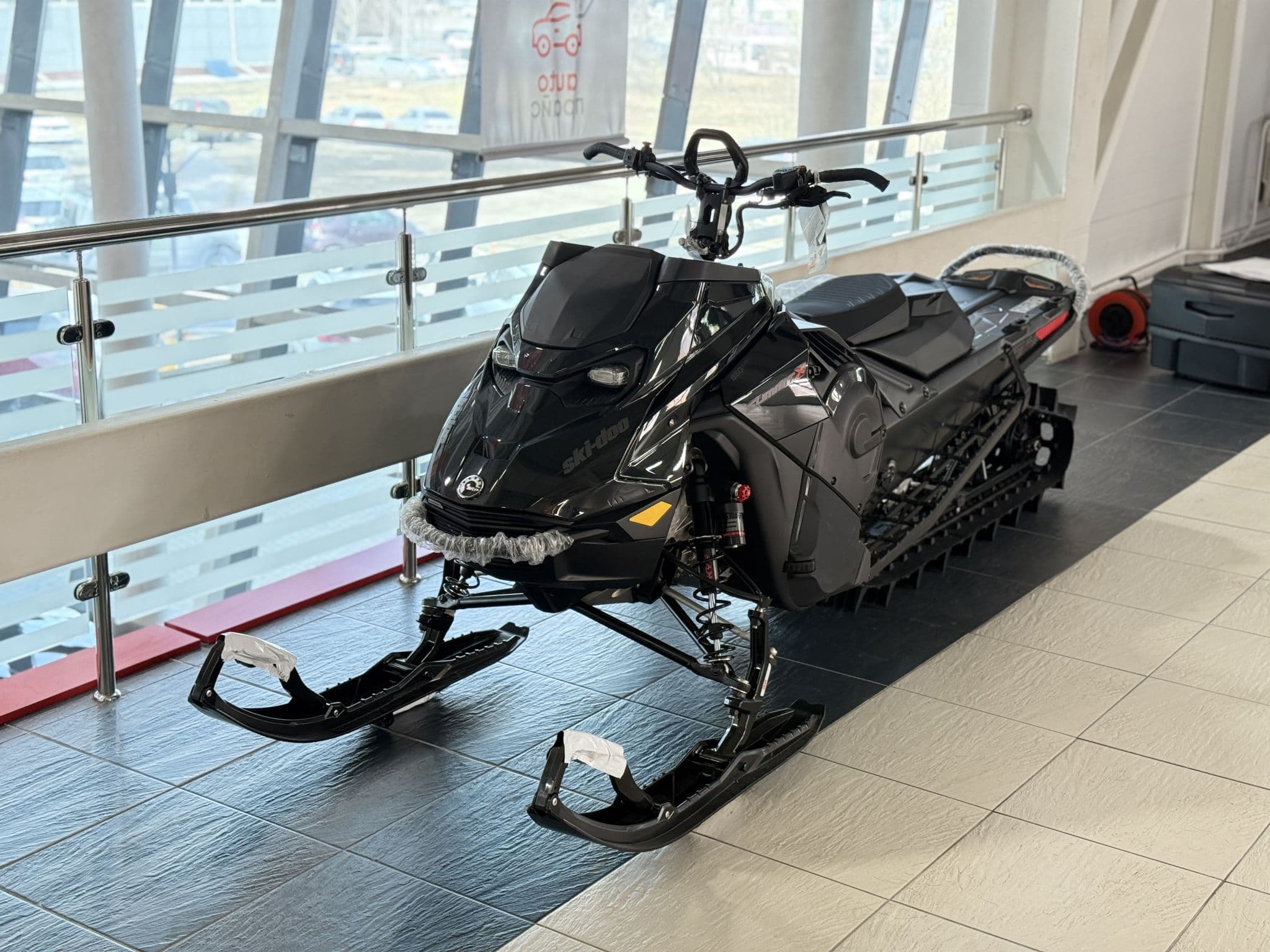 BRP Ski-Doo Summit X Expert 154 850 E-tec - 1