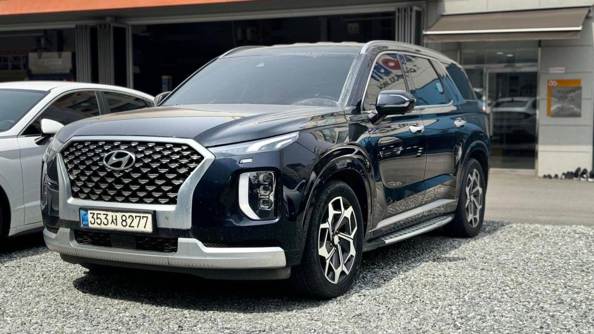 Автомобиль