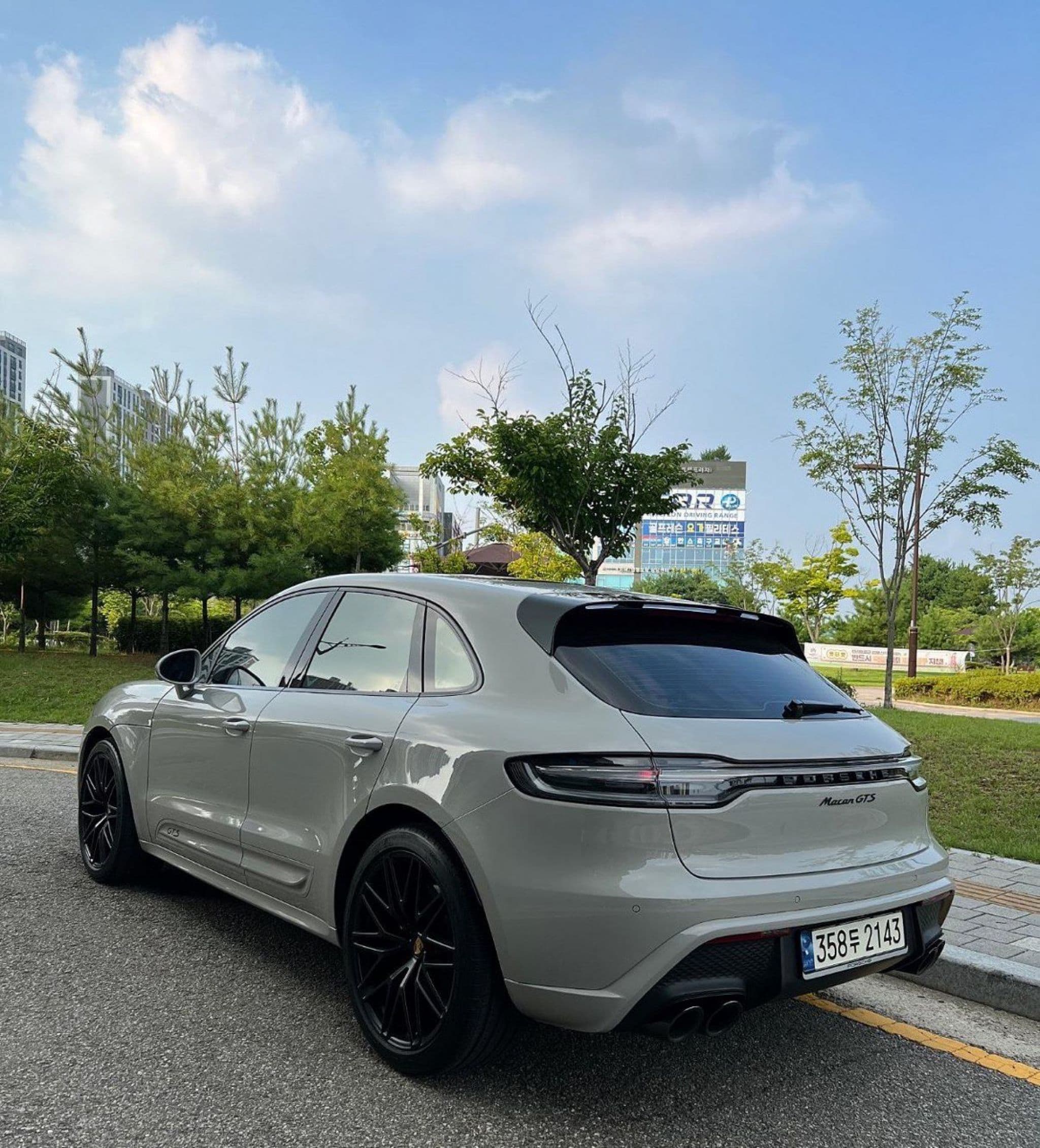 Автомобиль